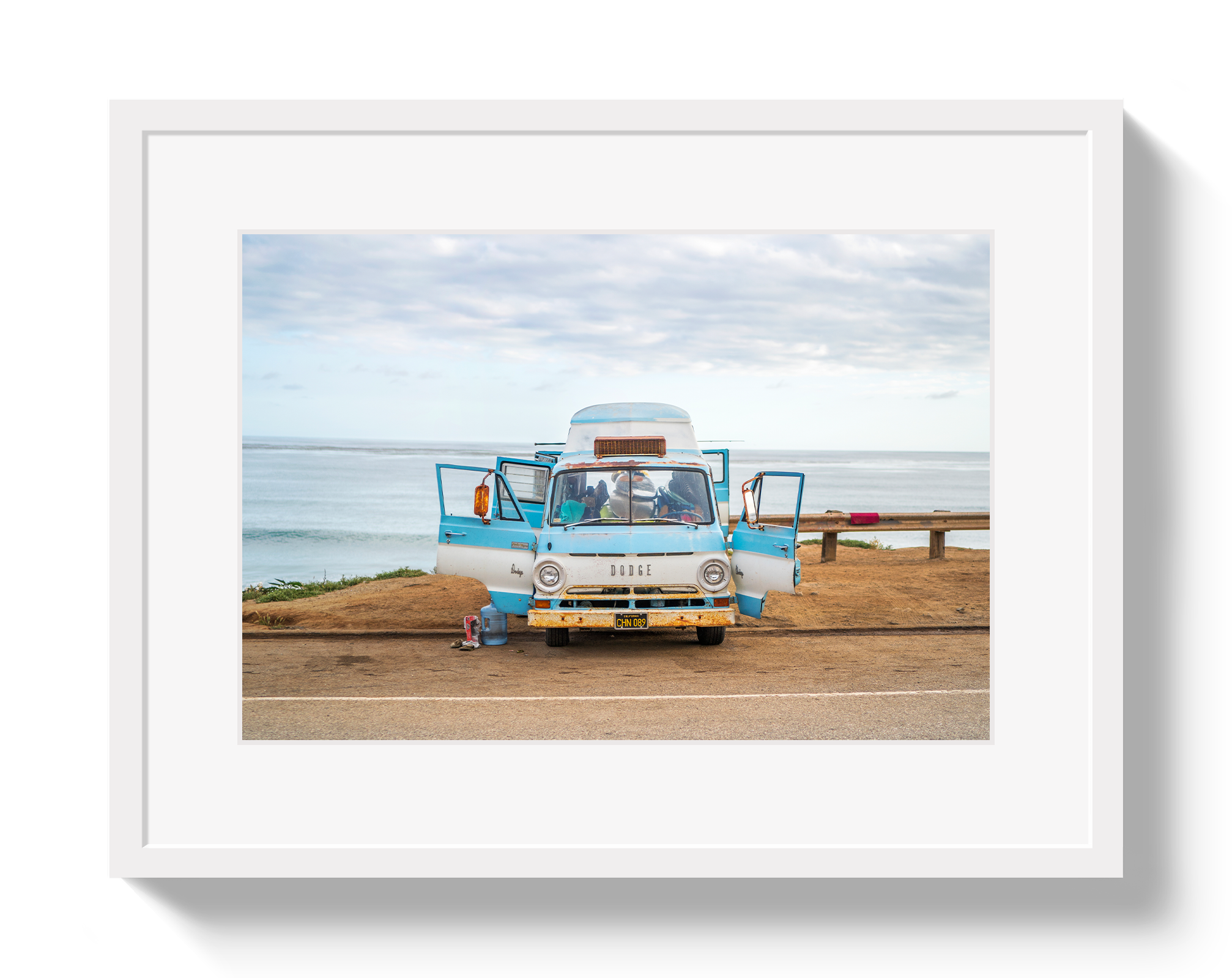 Vagabond Bus by Johnny Vacay - product image 2 for Resin Society