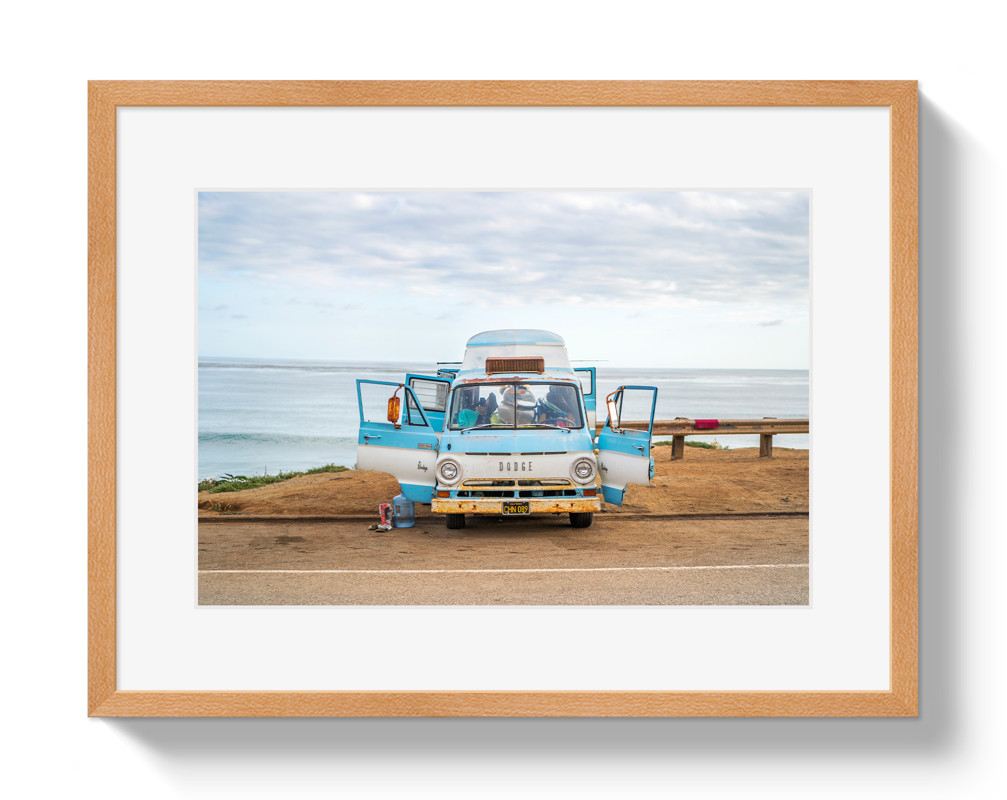 Vagabond Bus by Johnny Vacay - product image 3 for Resin Society