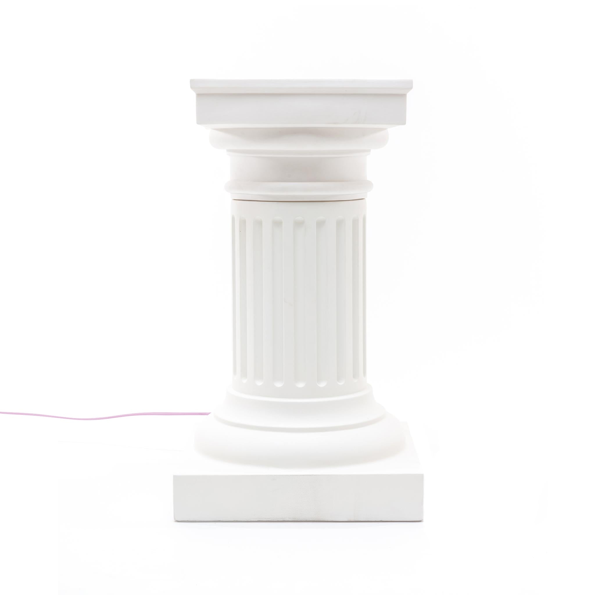 Las Vegas side table detail image - Resin Society