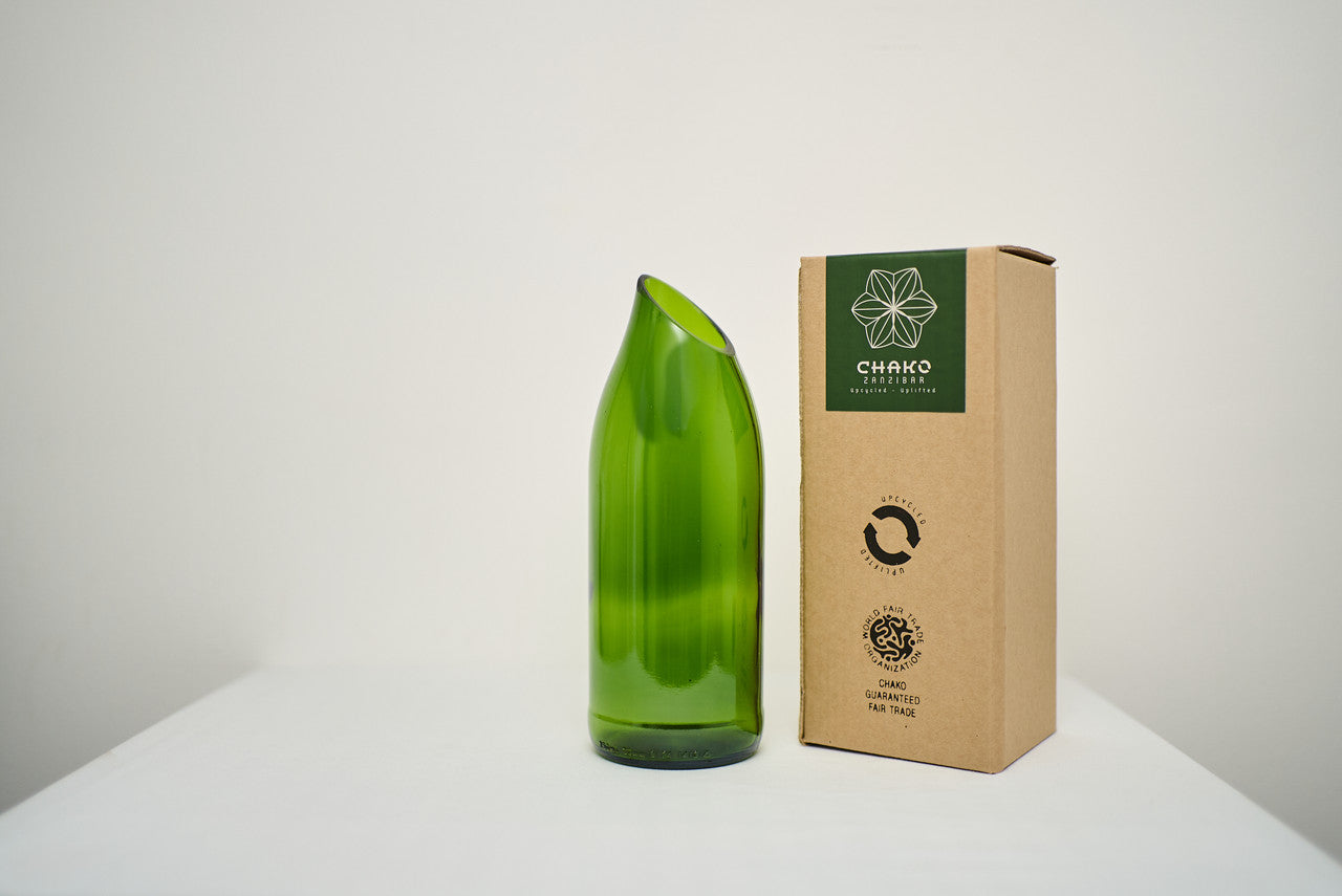 Kilua Vase by Mbare Ltd - product image 3 for Resin Society