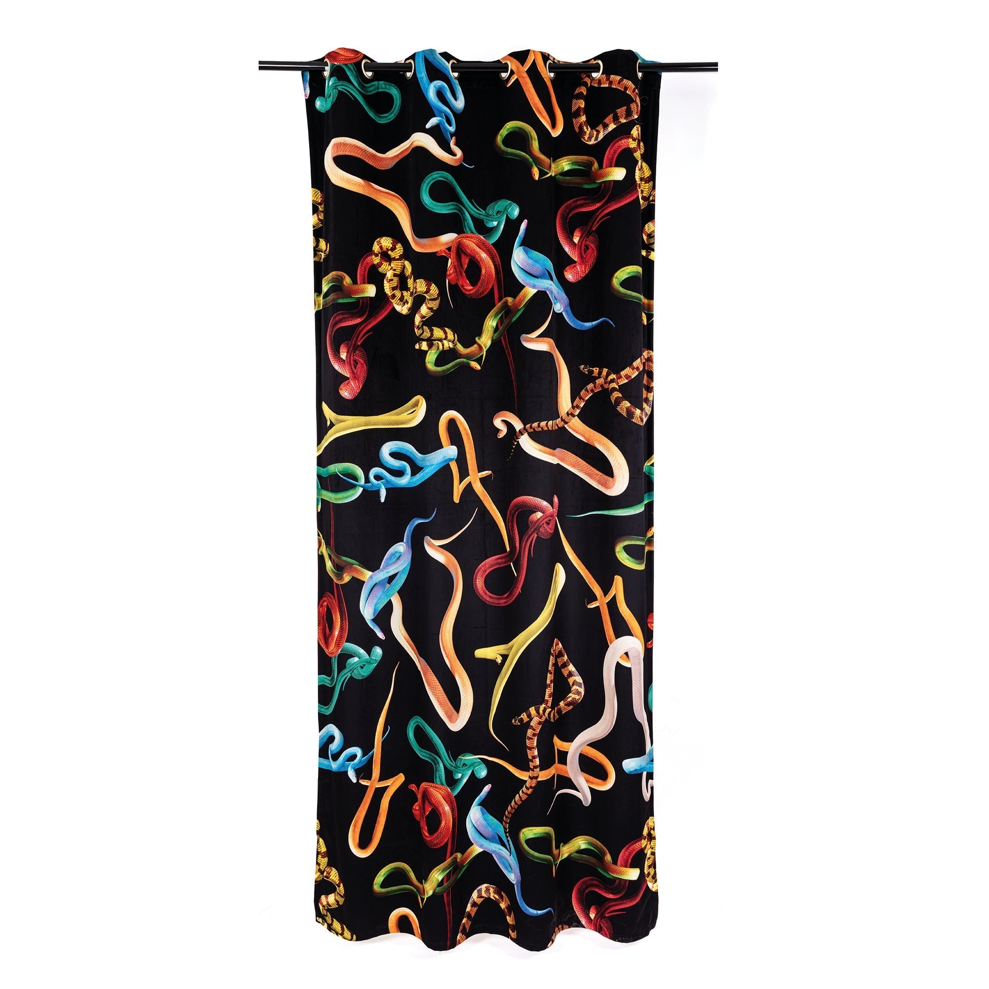 Curtain Snakes Black by DEKOR - Resin Society