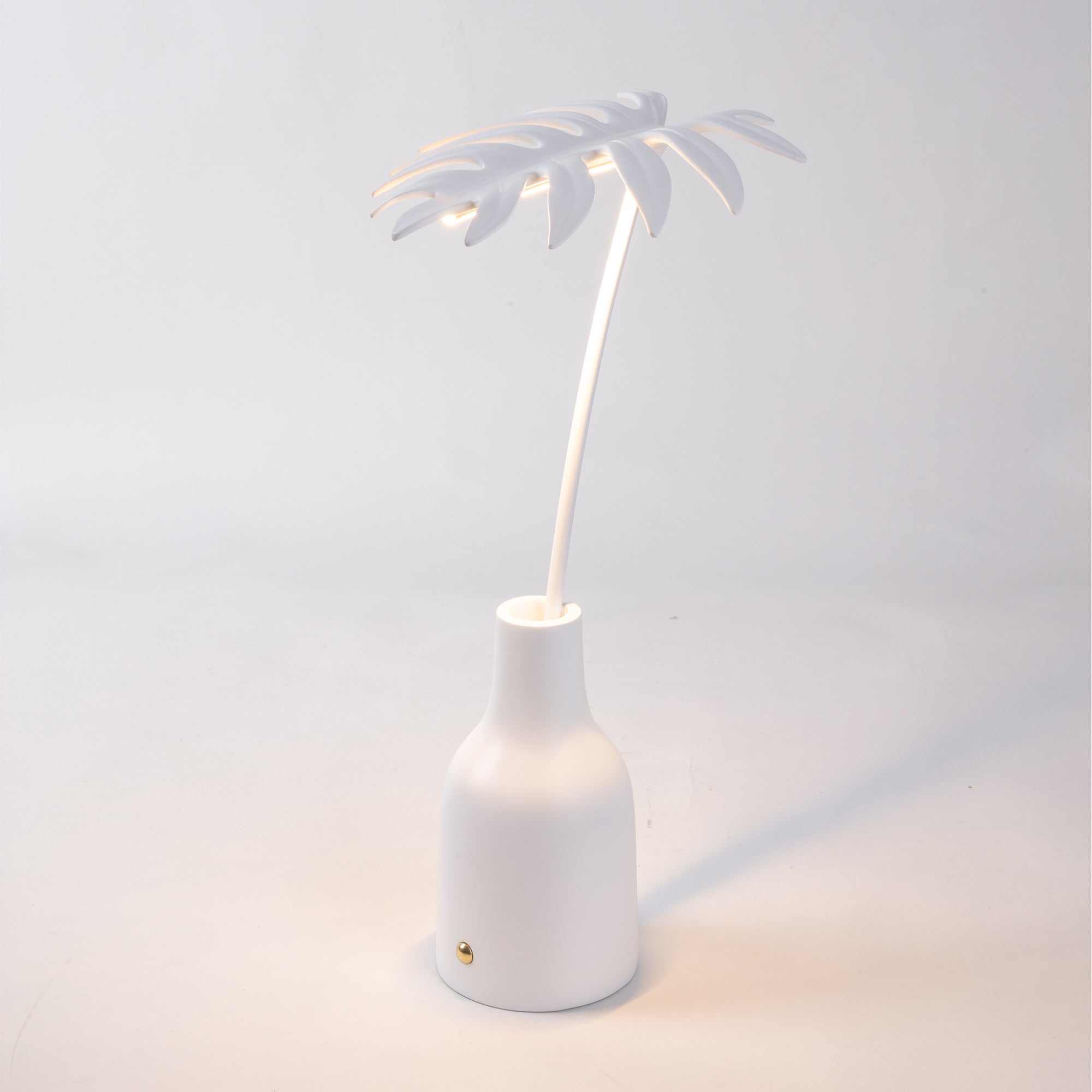 Leaf Light Stellou detail image - Resin Society