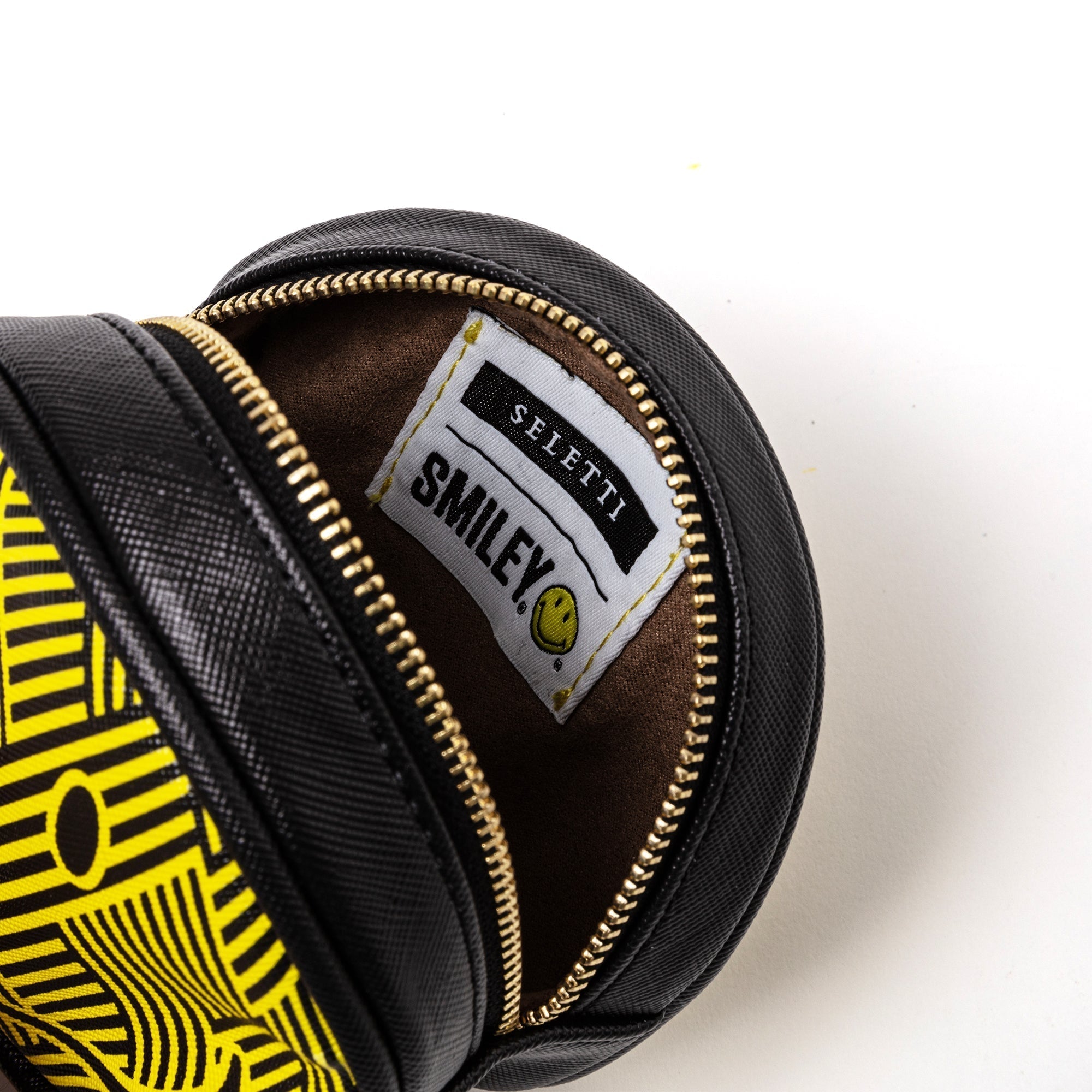 Coin Bag Zig-Zag SmileyÆ detail image - Resin Society