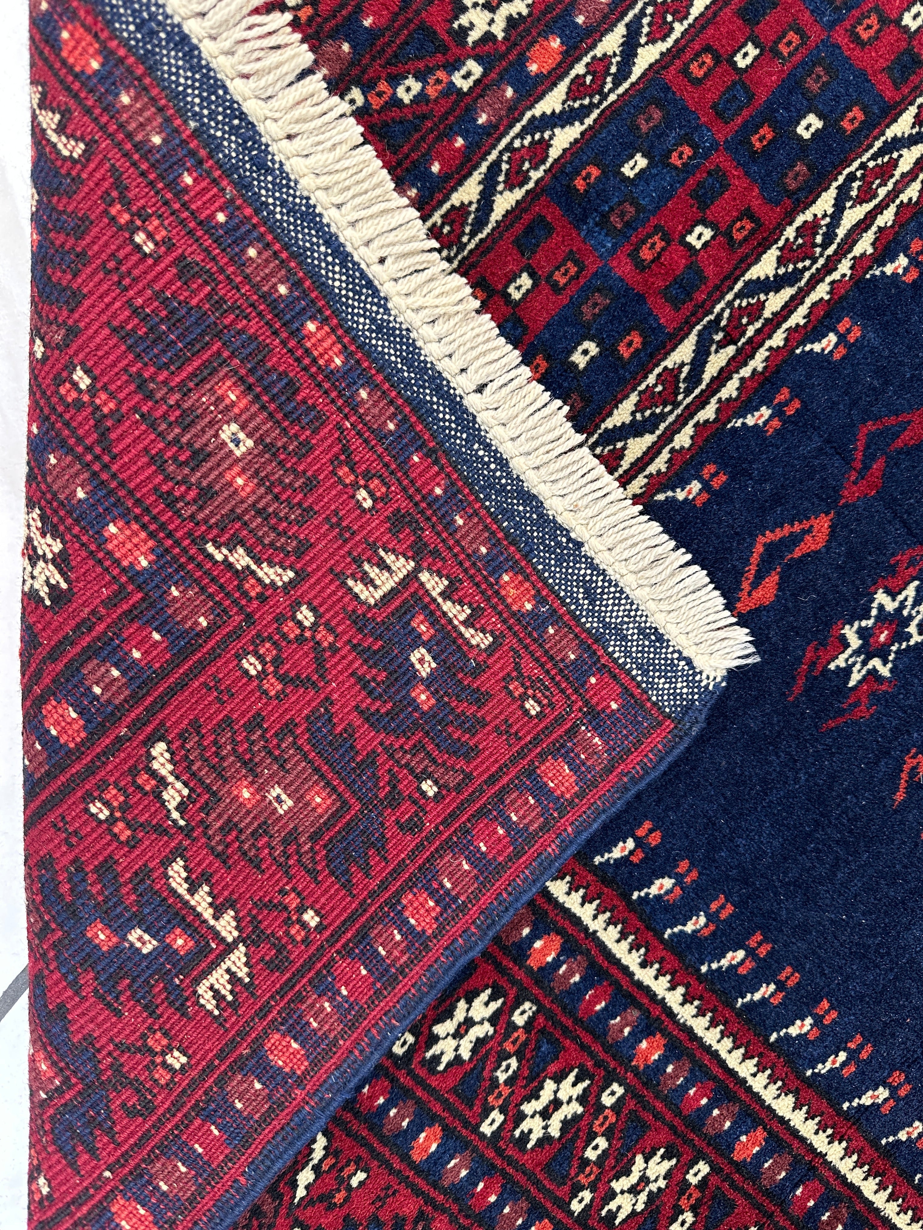 Vintage Hand-Knotted Yagcibedir Turkish Wool Prayer Rug – 3’10” x 5’9” by Rugistan - product image 4 for Resin Society