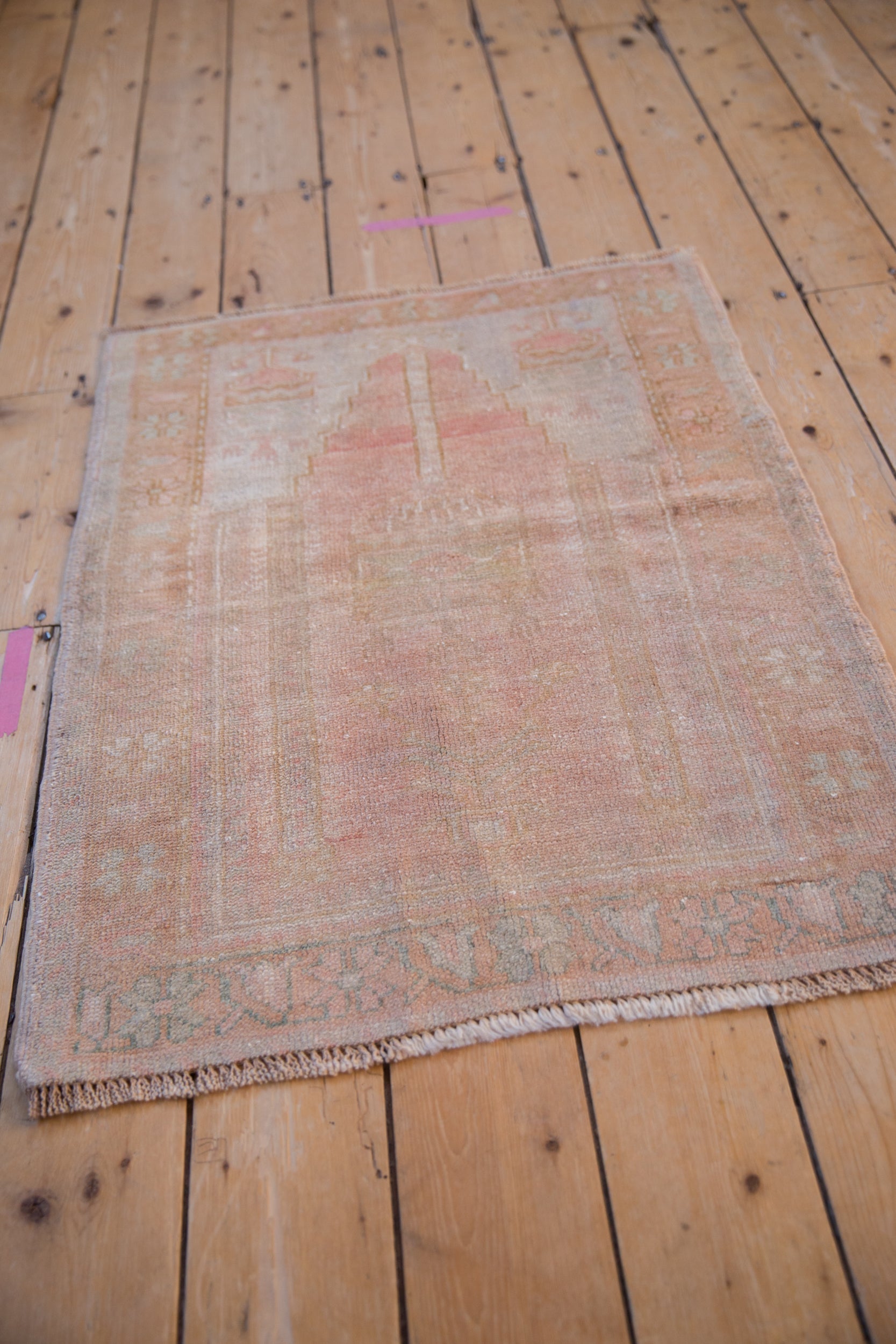 2.5x3.5 Vintage Distressed Oushak Rug