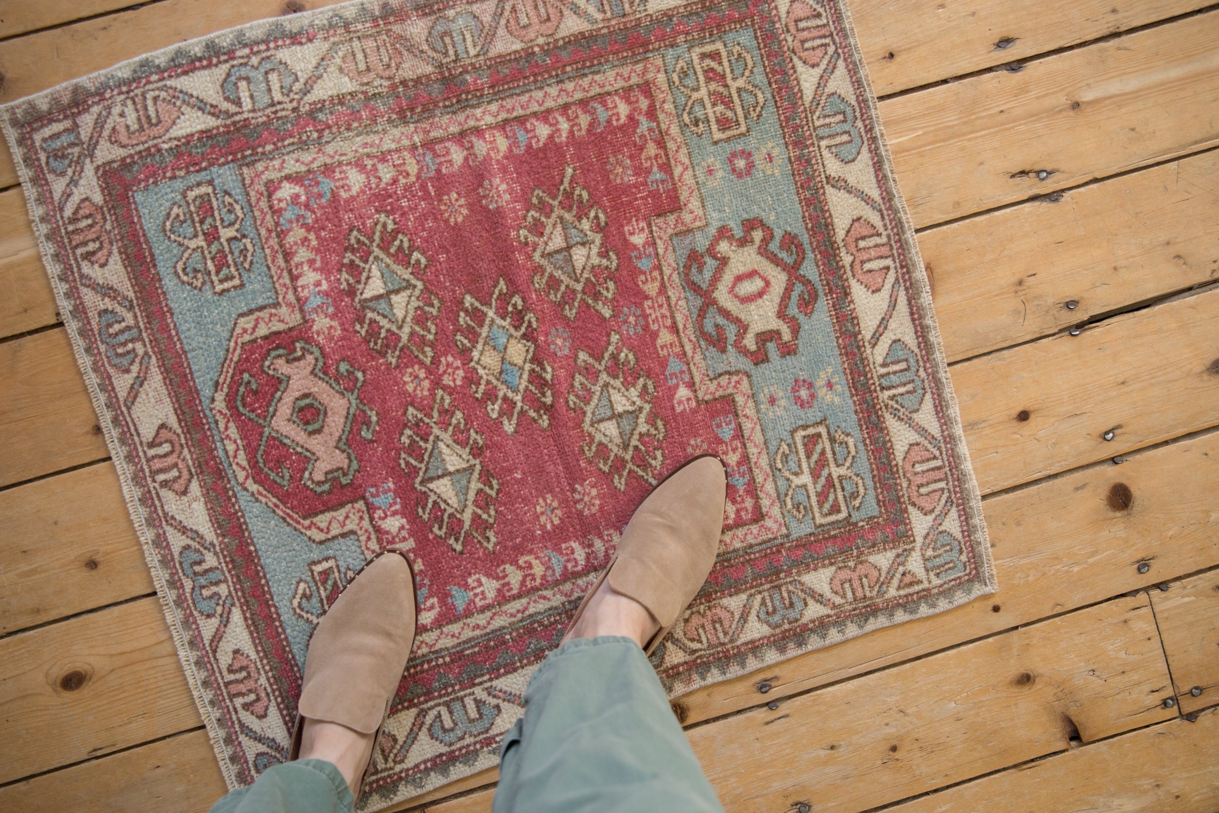2.5x3 Vintage Distressed Oushak Square Rug