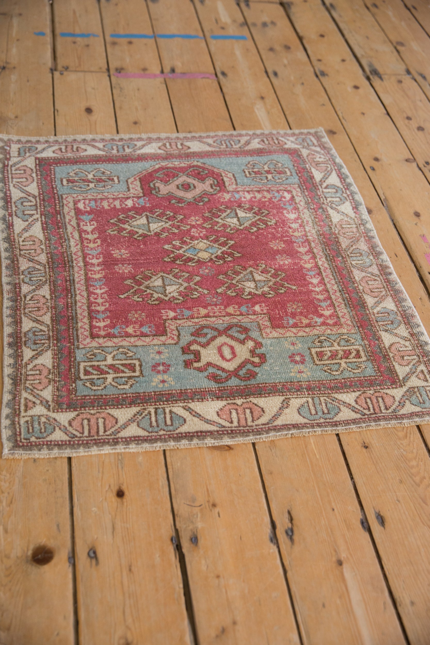 2.5x3 Vintage Distressed Oushak Square Rug