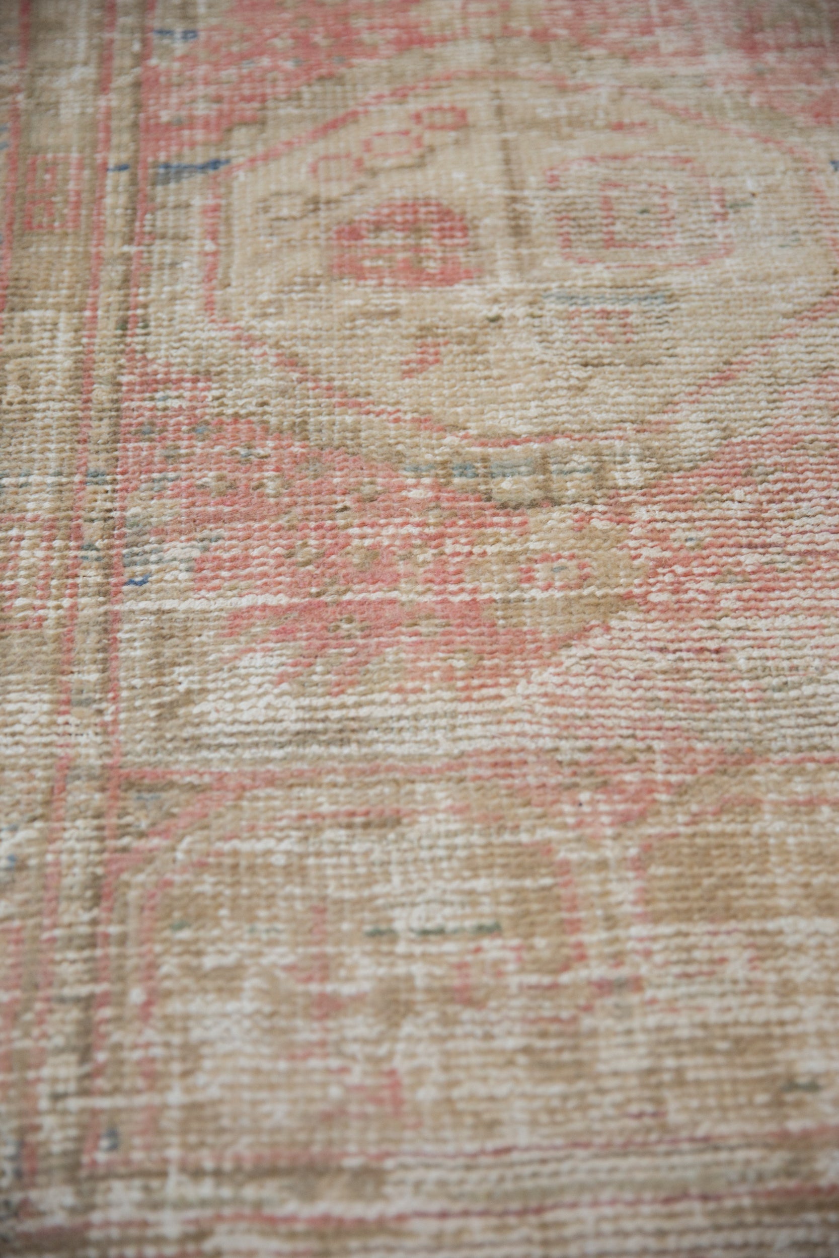 2.5x4 Vintage Distressed Oushak Rug