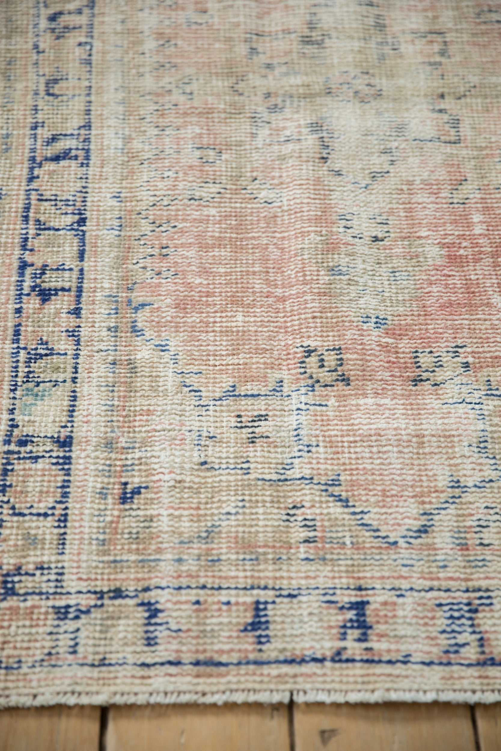 2.5x4.5 Vintage Distressed Oushak Rug