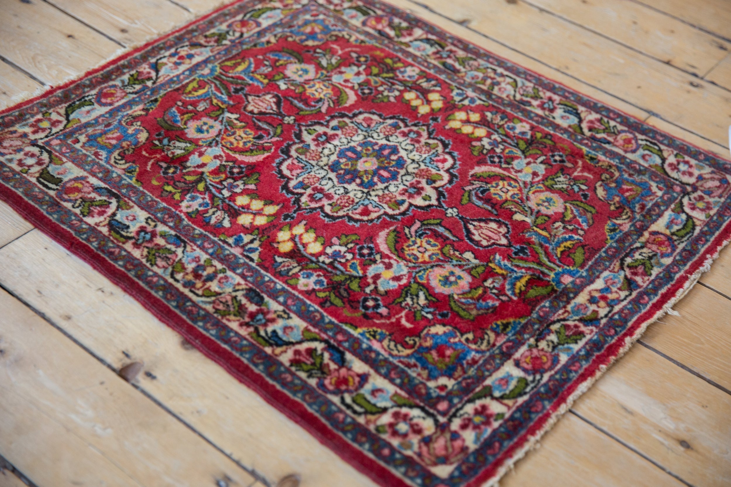 2.5x2.5 Vintage Qazvin Square Rug Mat