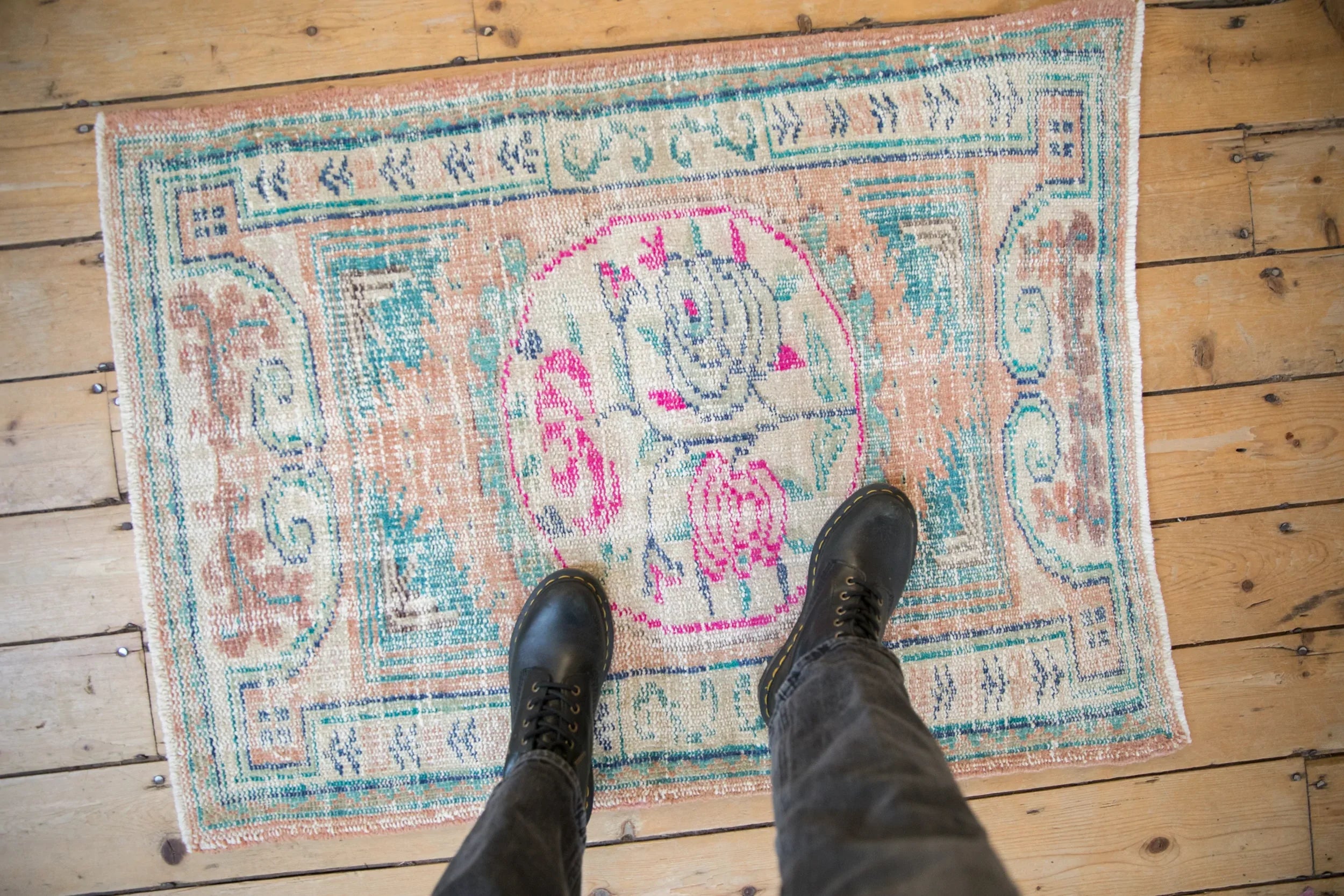 2.5x3.5 Vintage Distressed Oushak Rug