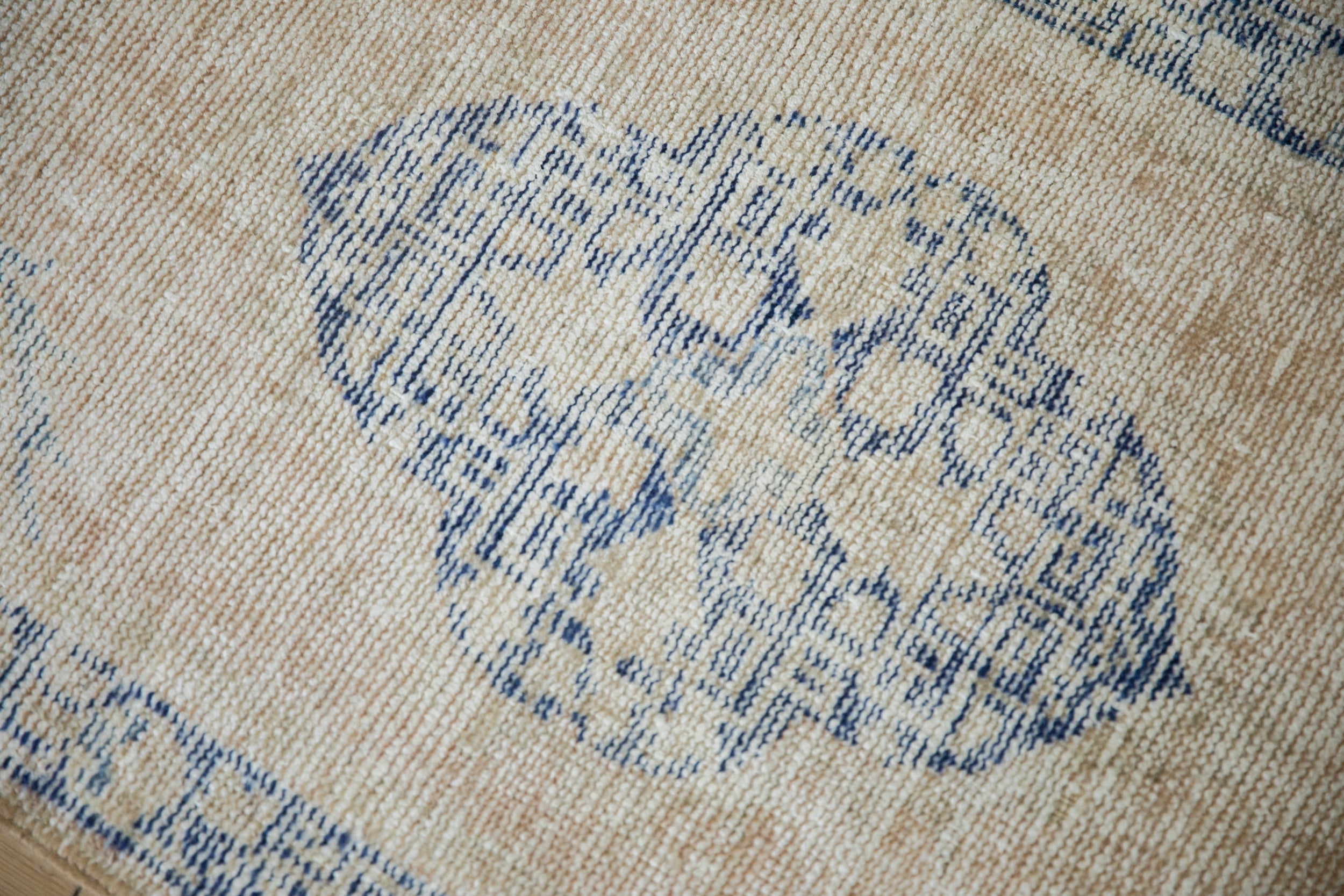 2.5x4.5 Vintage Distressed Oushak Rug
