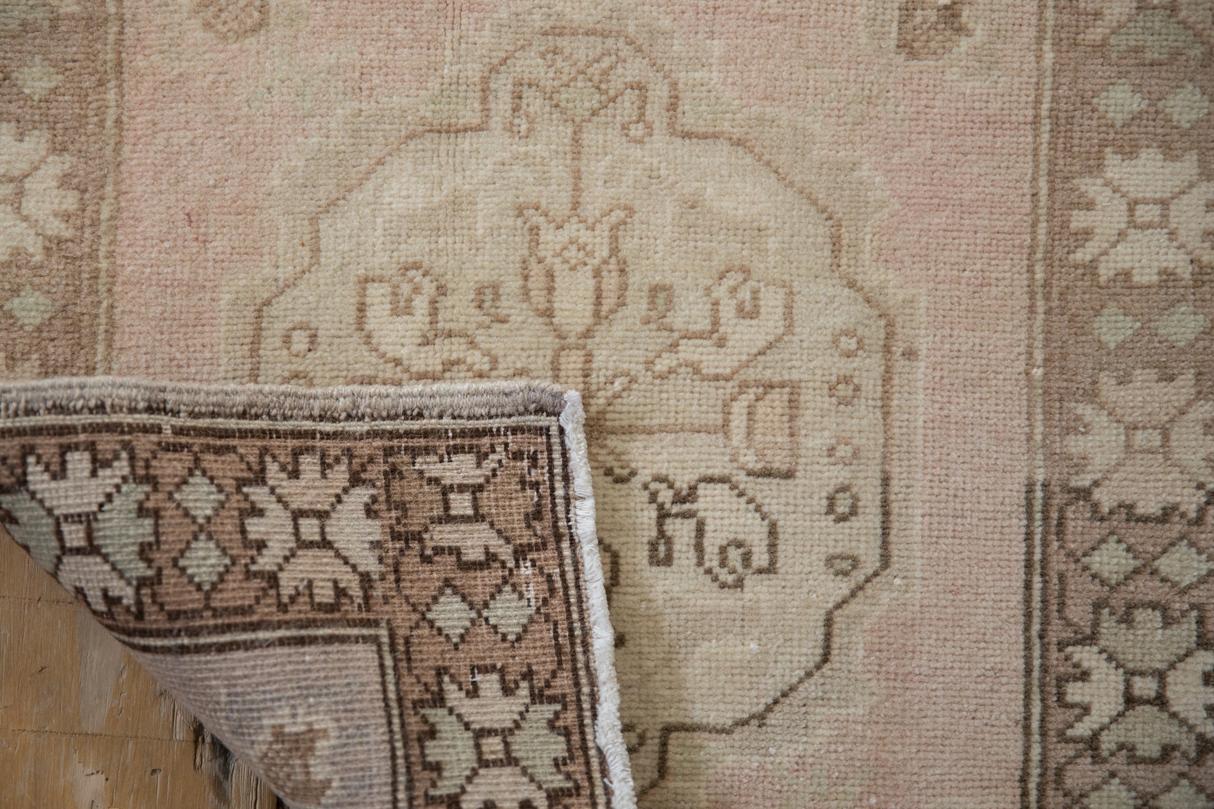 2x2 Vintage Distressed Oushak Square Rug Mat