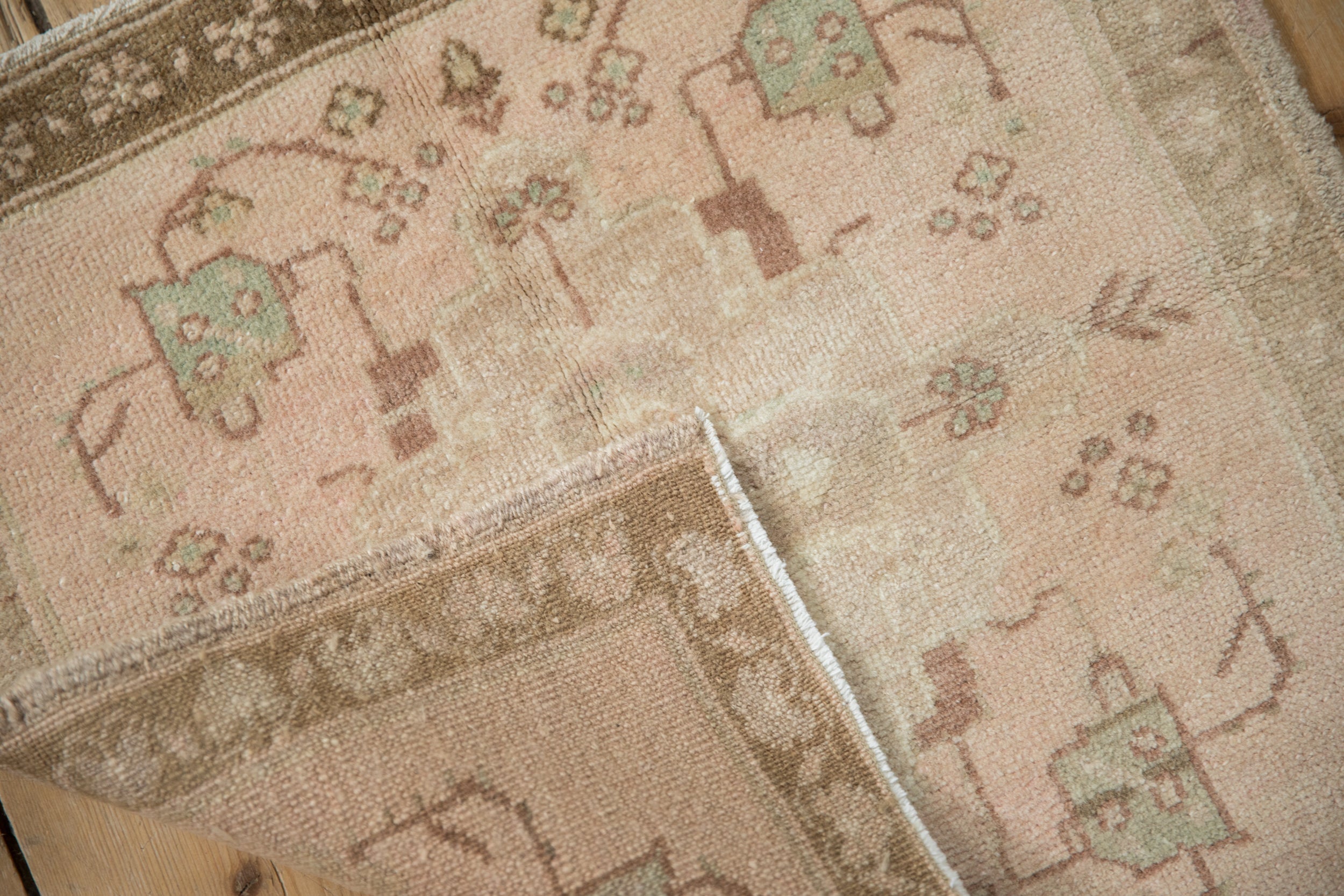 2x2 Vintage Distressed Oushak Square Rug Mat