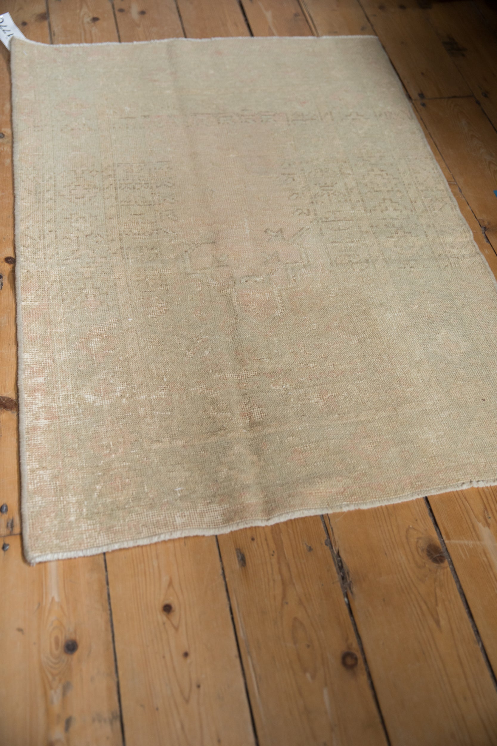 2.5x3.5 Vintage Distressed Melas Rug