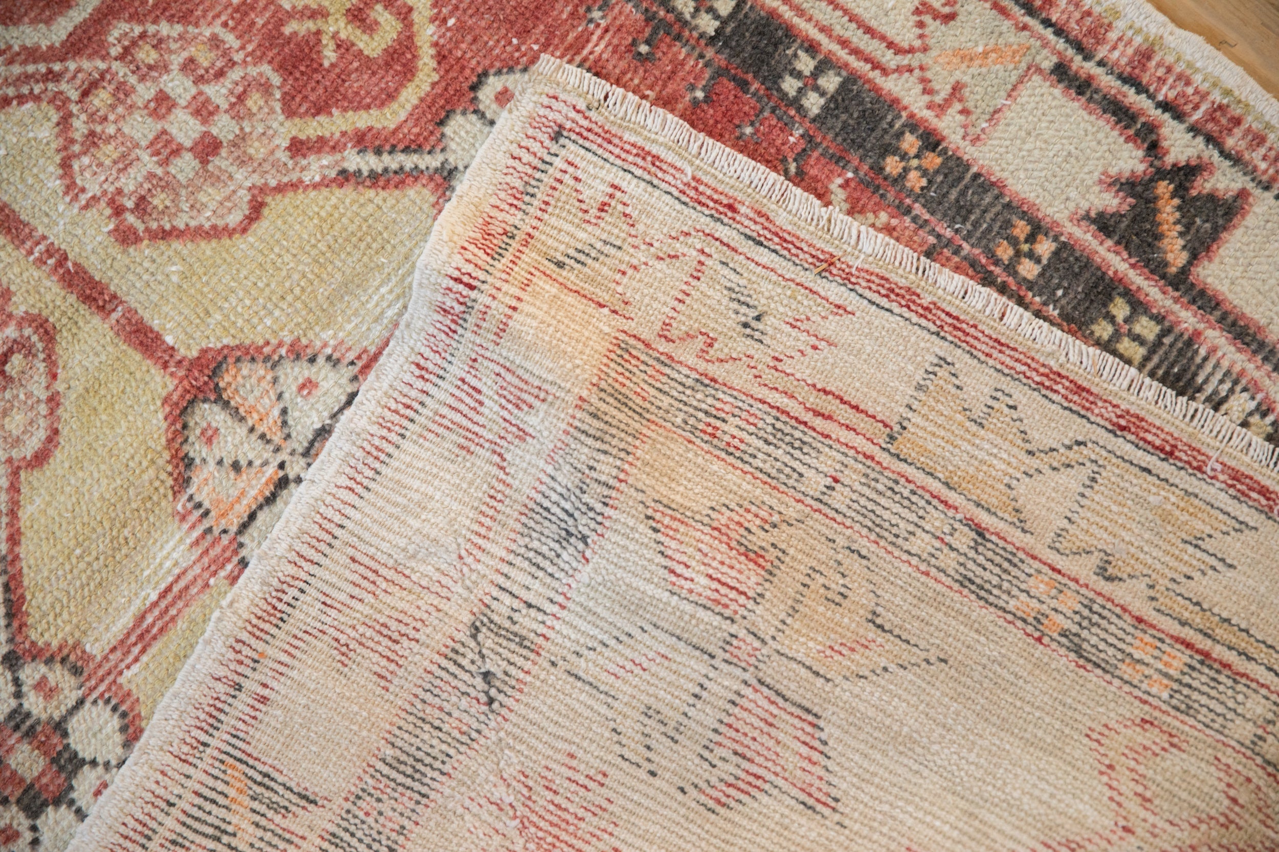 2.5x4.5 Vintage Distressed Oushak Rug