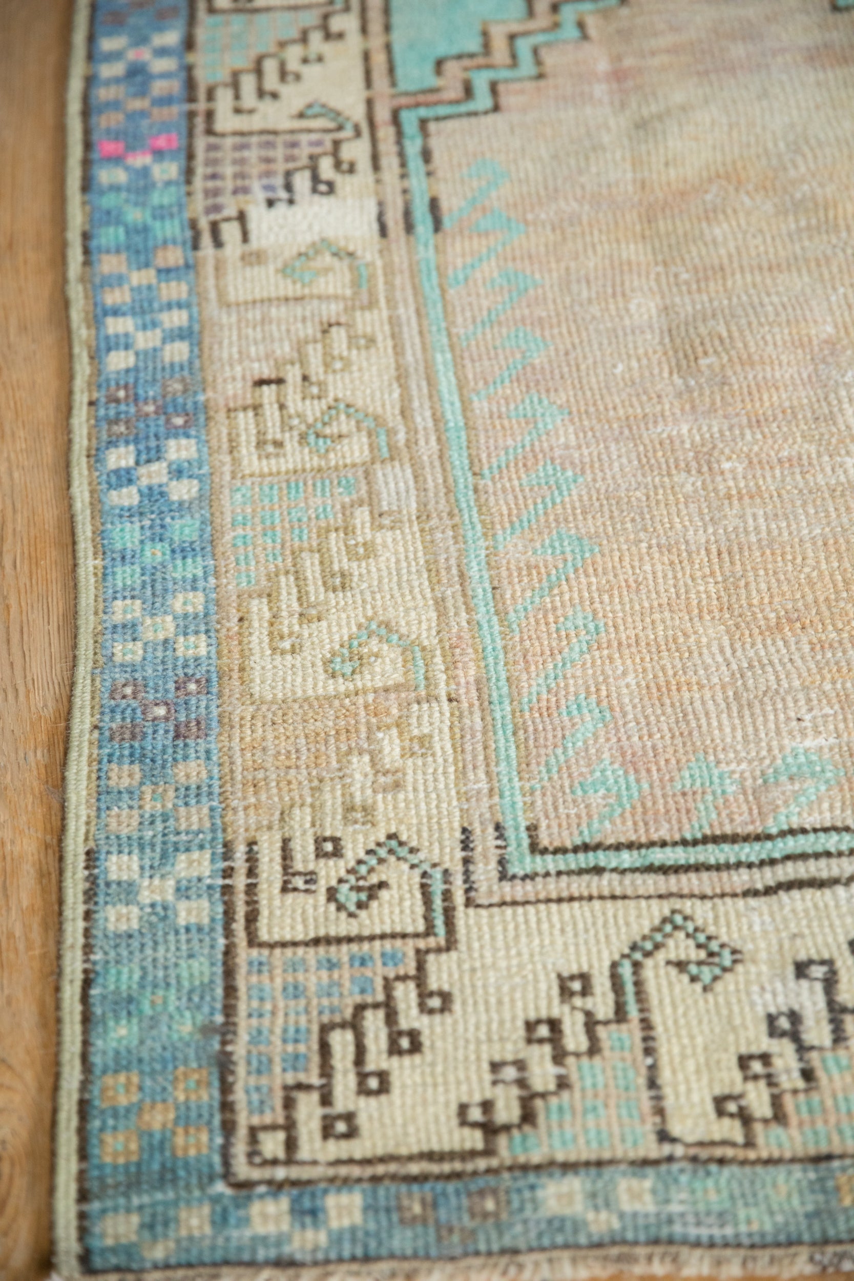 2.5x3.5 Vintage Distressed Oushak Rug