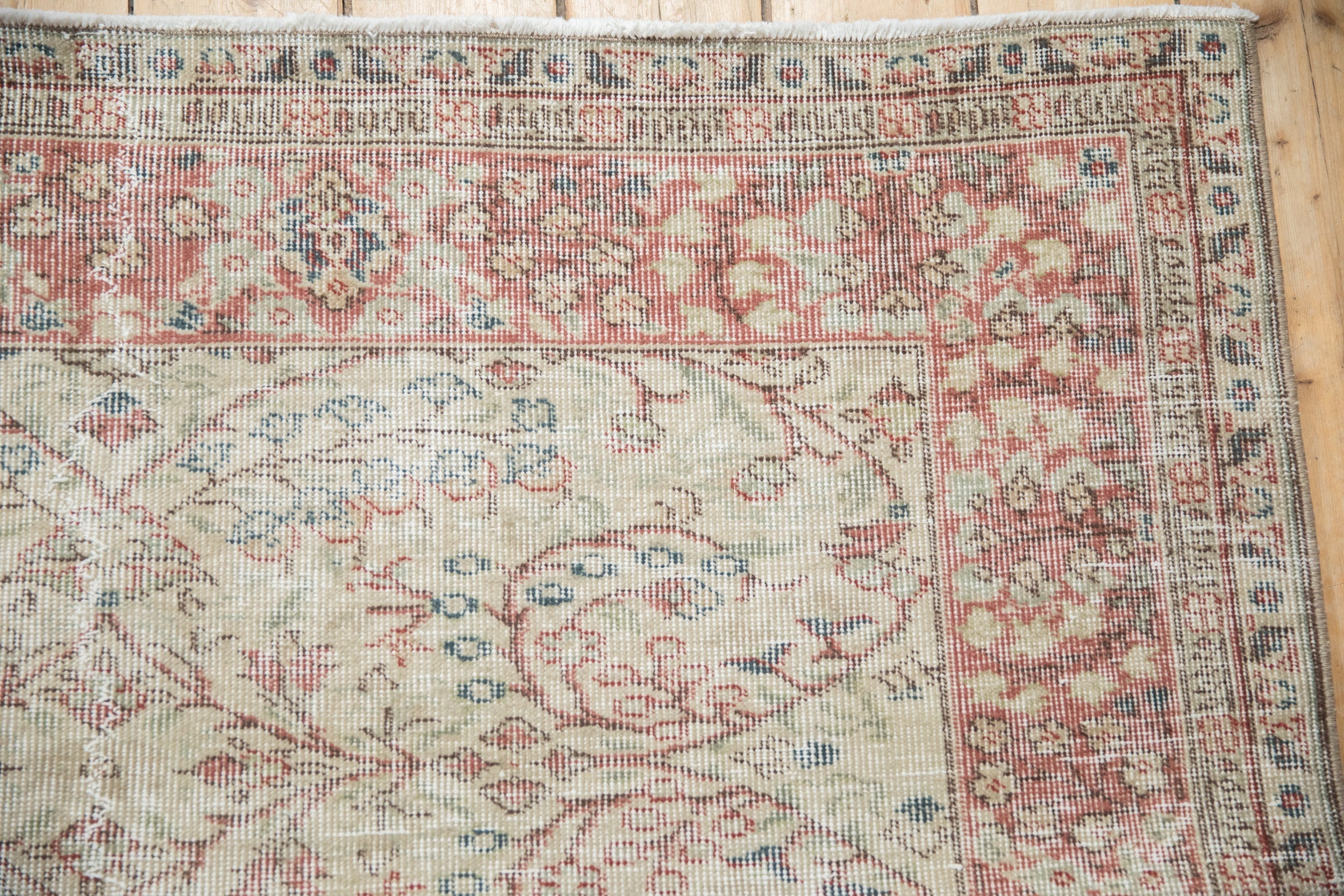 5x8 Vintage Distressed Sparta Carpet
