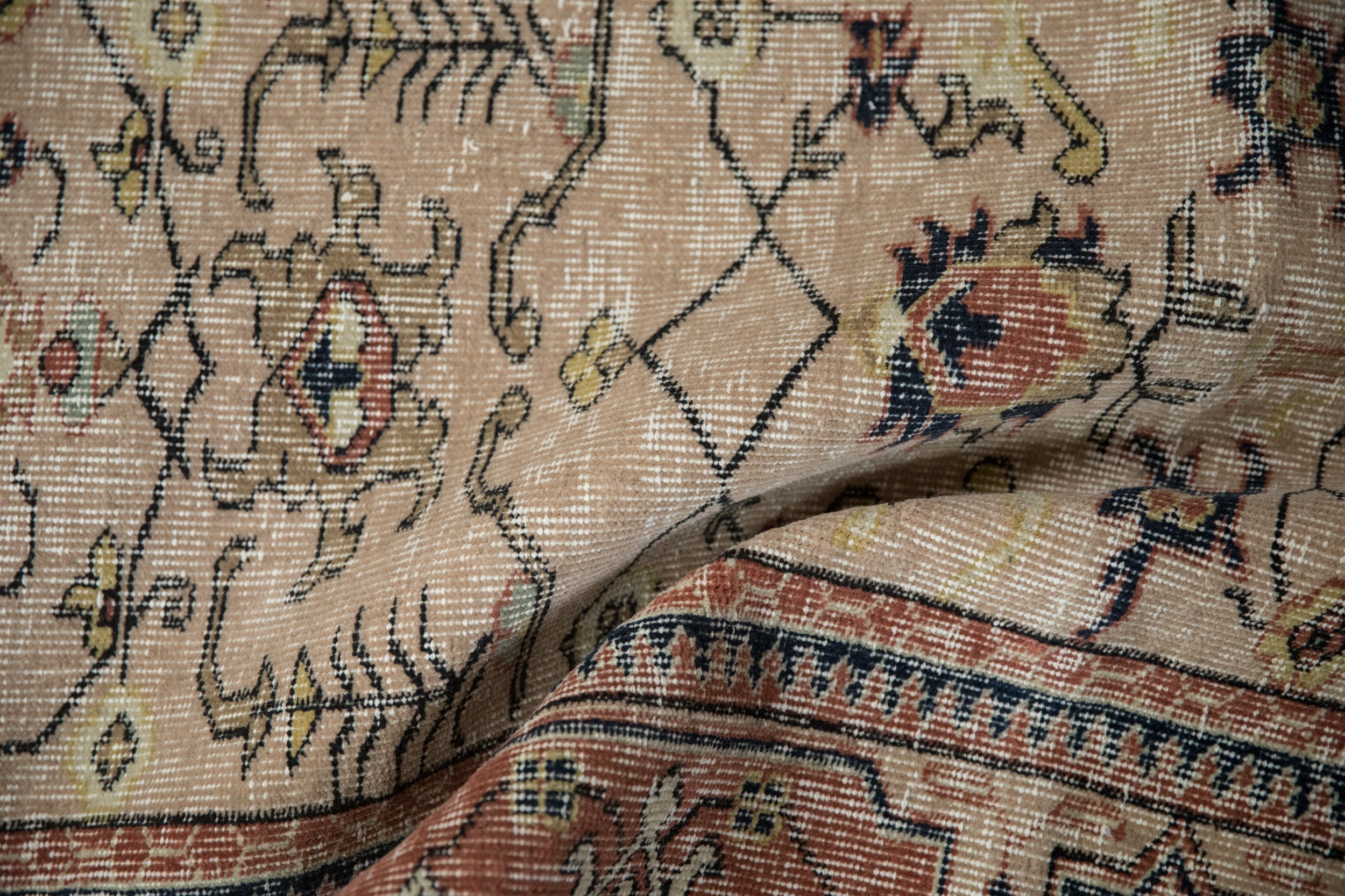 5.5x8 Vintage Distressed Sparta Carpet