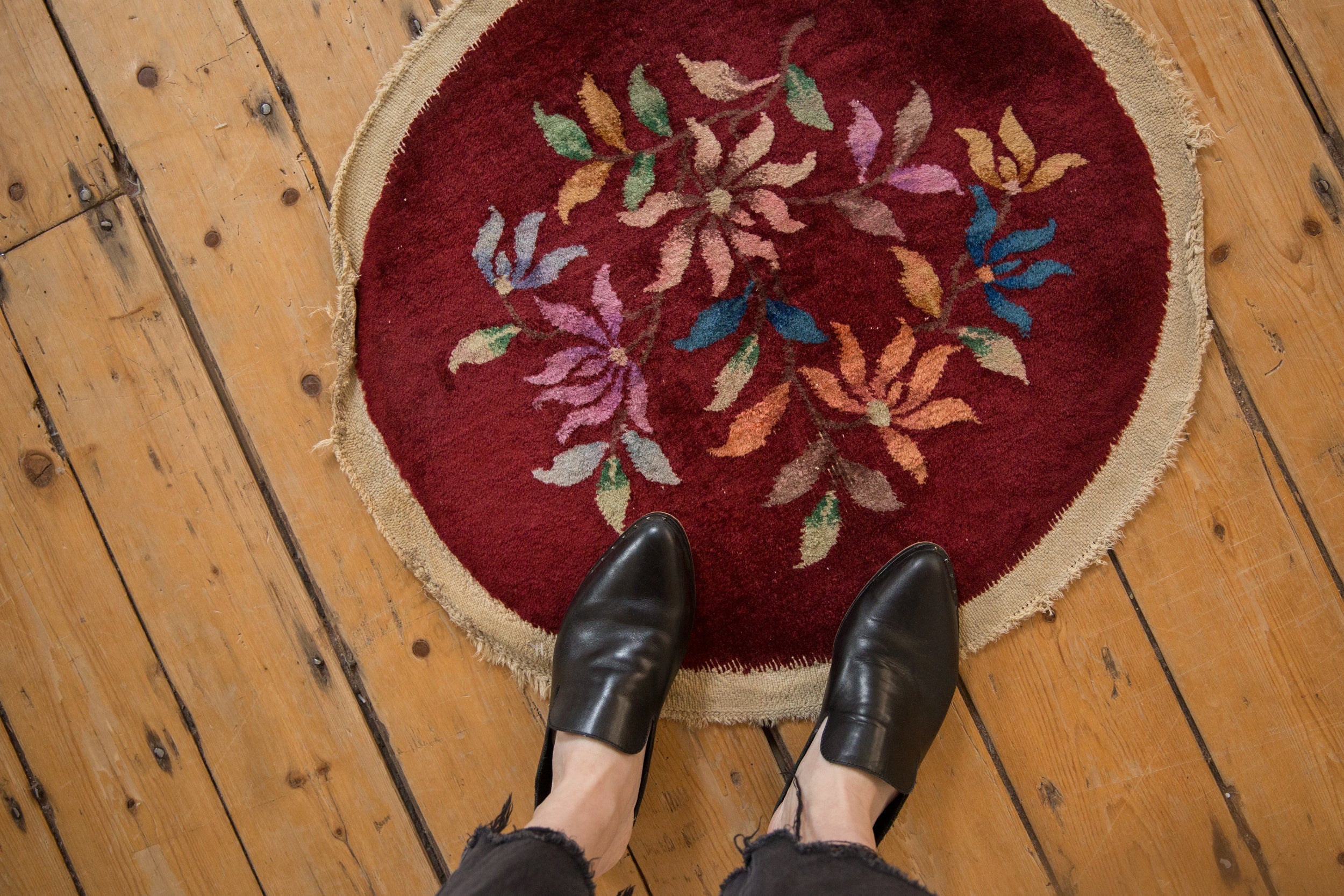 2x2 Vintage Art Deco Round Rug Mat
