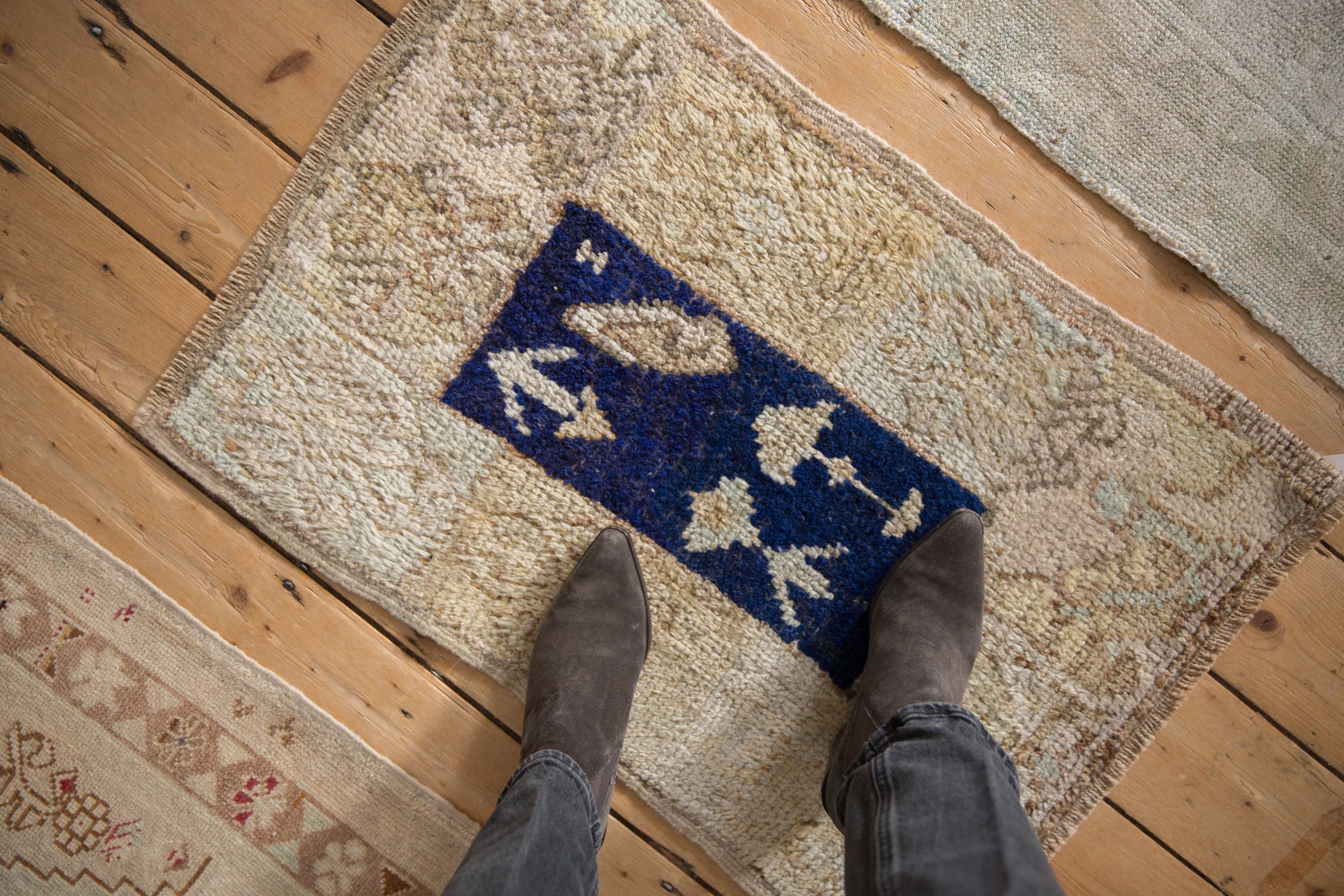 2x3 Vintage Distressed Tulu Rug Mat by Old New House® - product image 2 for Resin Society