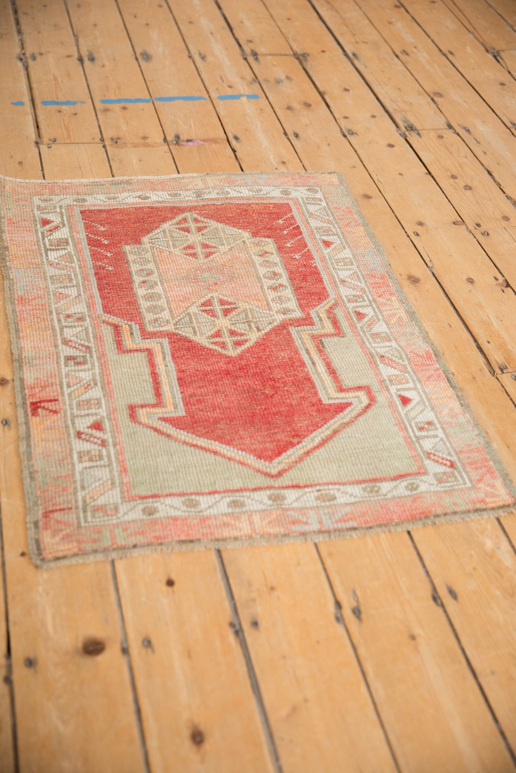 2.5x3 Vintage Distressed Oushak Square Rug