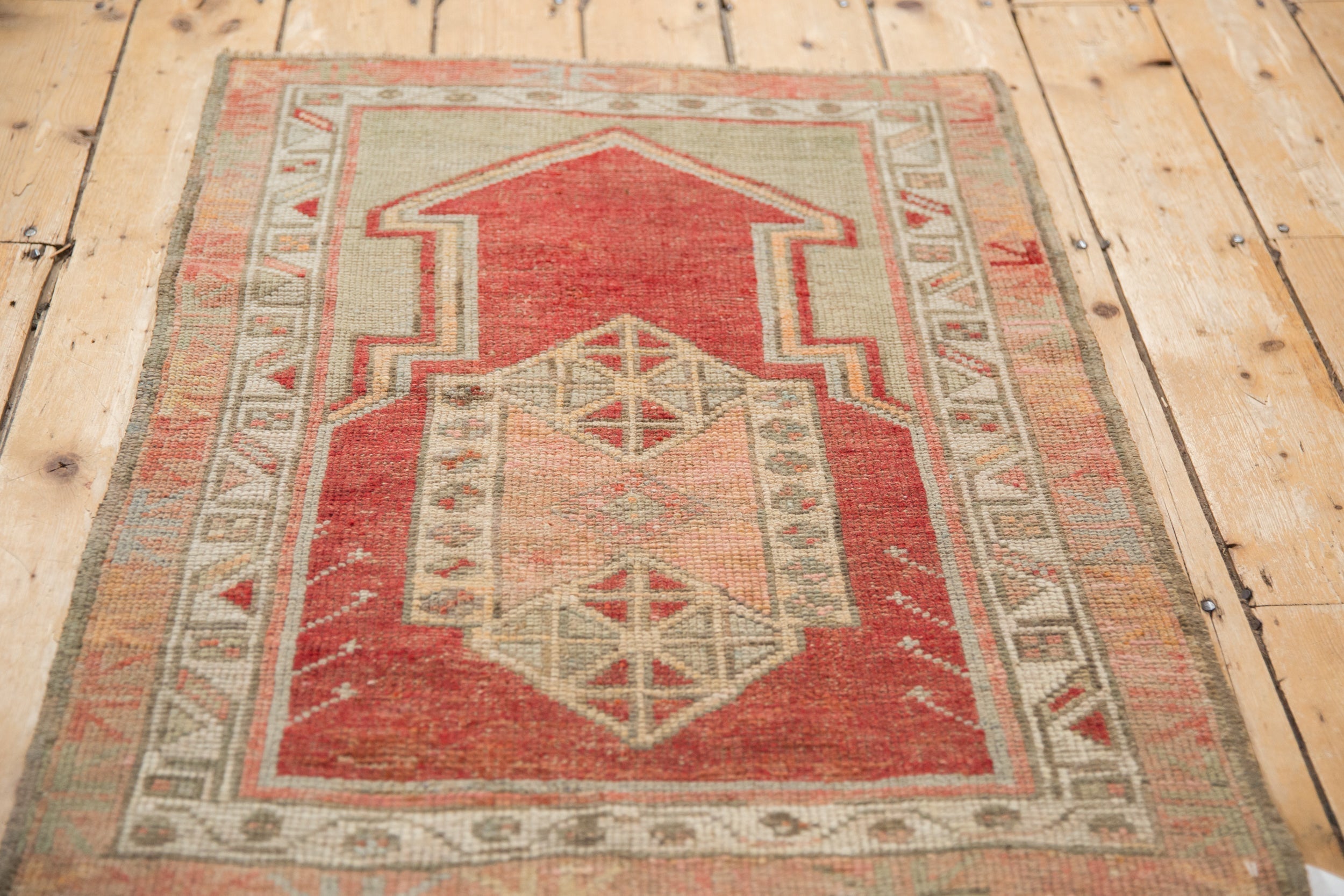 2.5x3 Vintage Distressed Oushak Square Rug