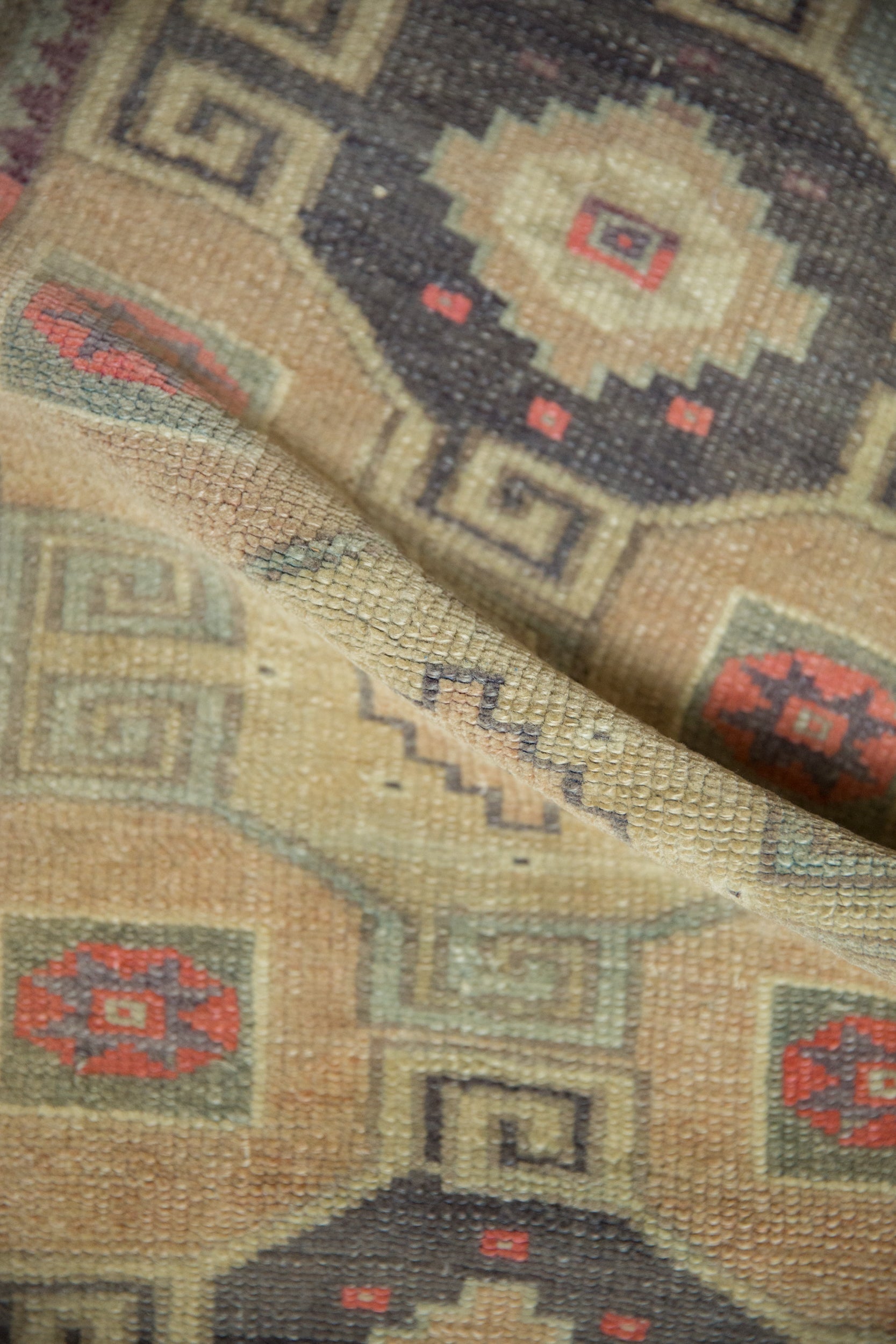 1.5x2.5 Vintage Distressed Kars Rug Mat