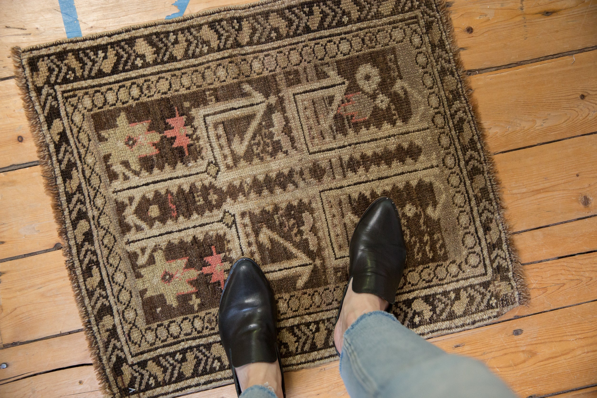 2x2.5 Antique Caucasian Square Rug Mat by Old New House® - product image 2 for Resin Society