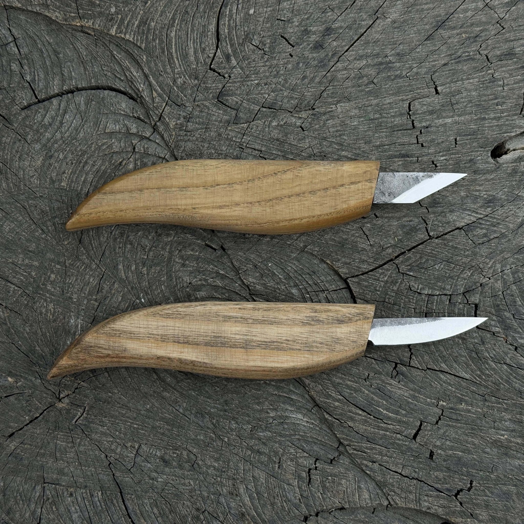 2-Piece Carving Knife Set with hand-forged blades and ash wood handles