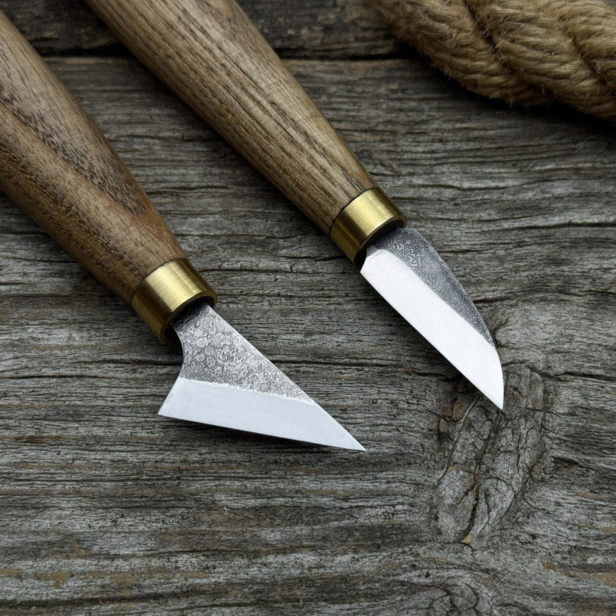 2-Piece Chip Carving Knife Set with hand-forged blades and ash wood handles