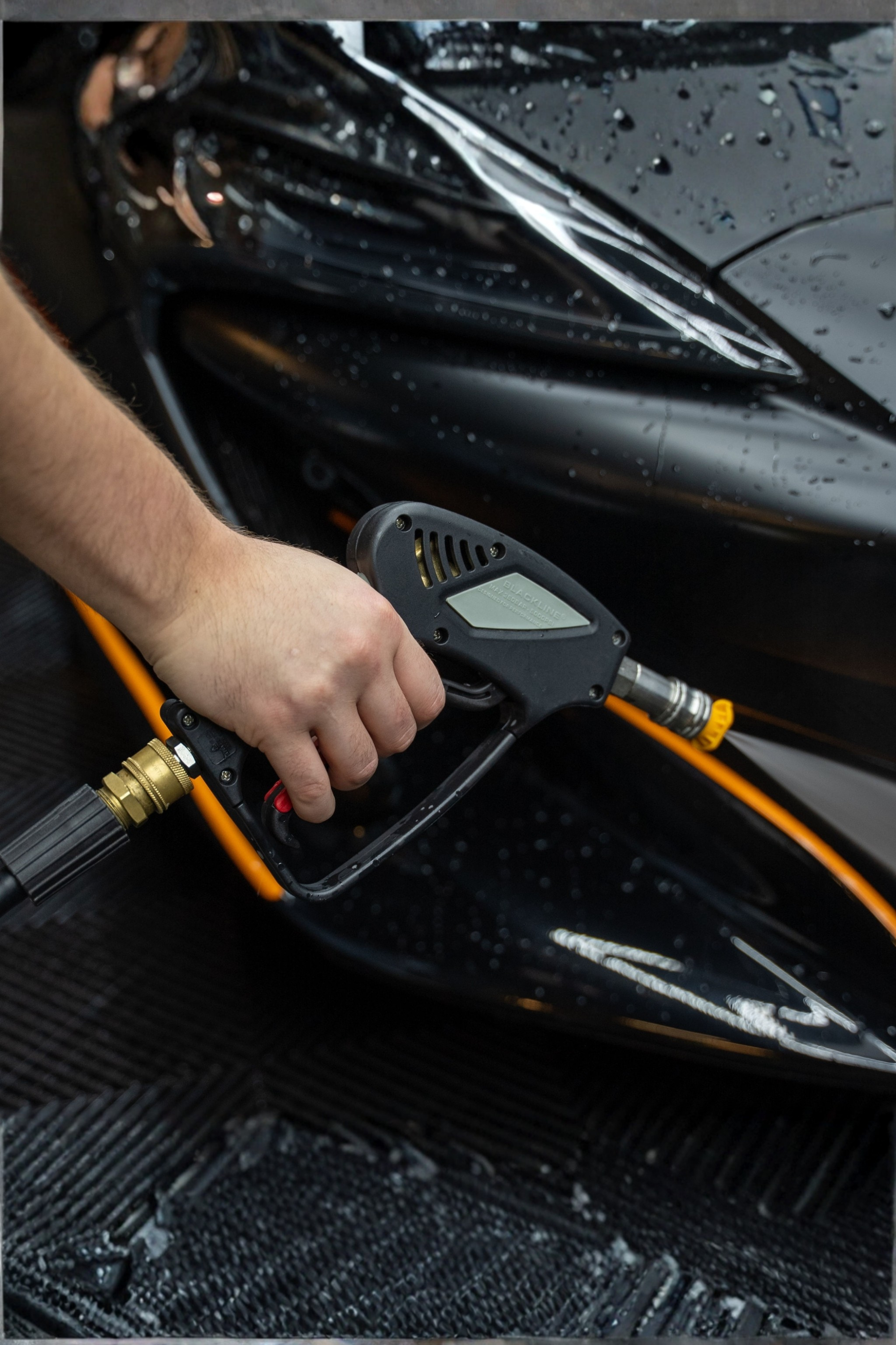 BLACKLINE® SNUB-NOSE PRESSURE WASHER GUN by Blackline Car Care - product image 3 for Resin Society