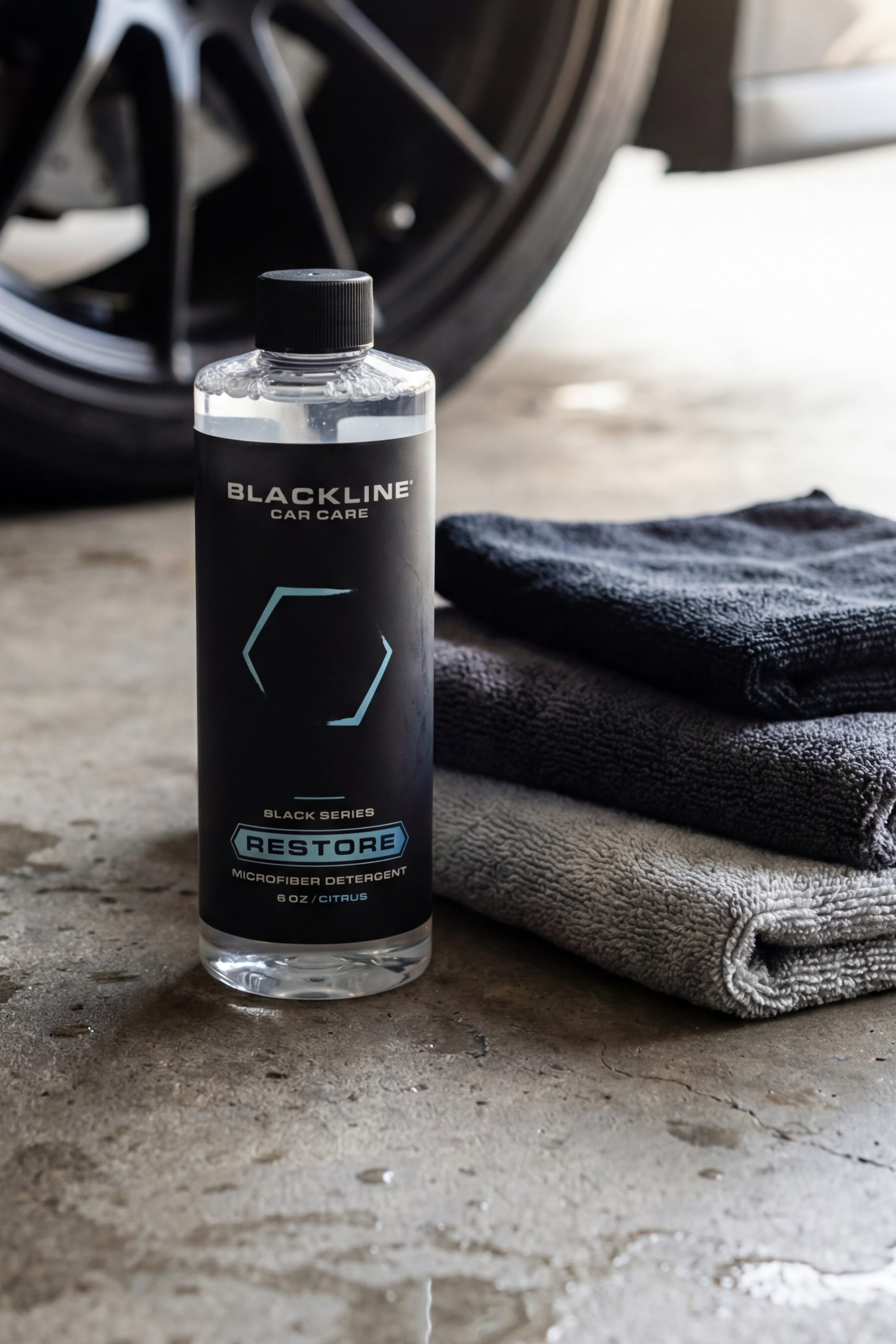 BLACKLINE® RESTORE MICROFIBER DETERGENT by Blackline Car Care - product image 3 for Resin Society