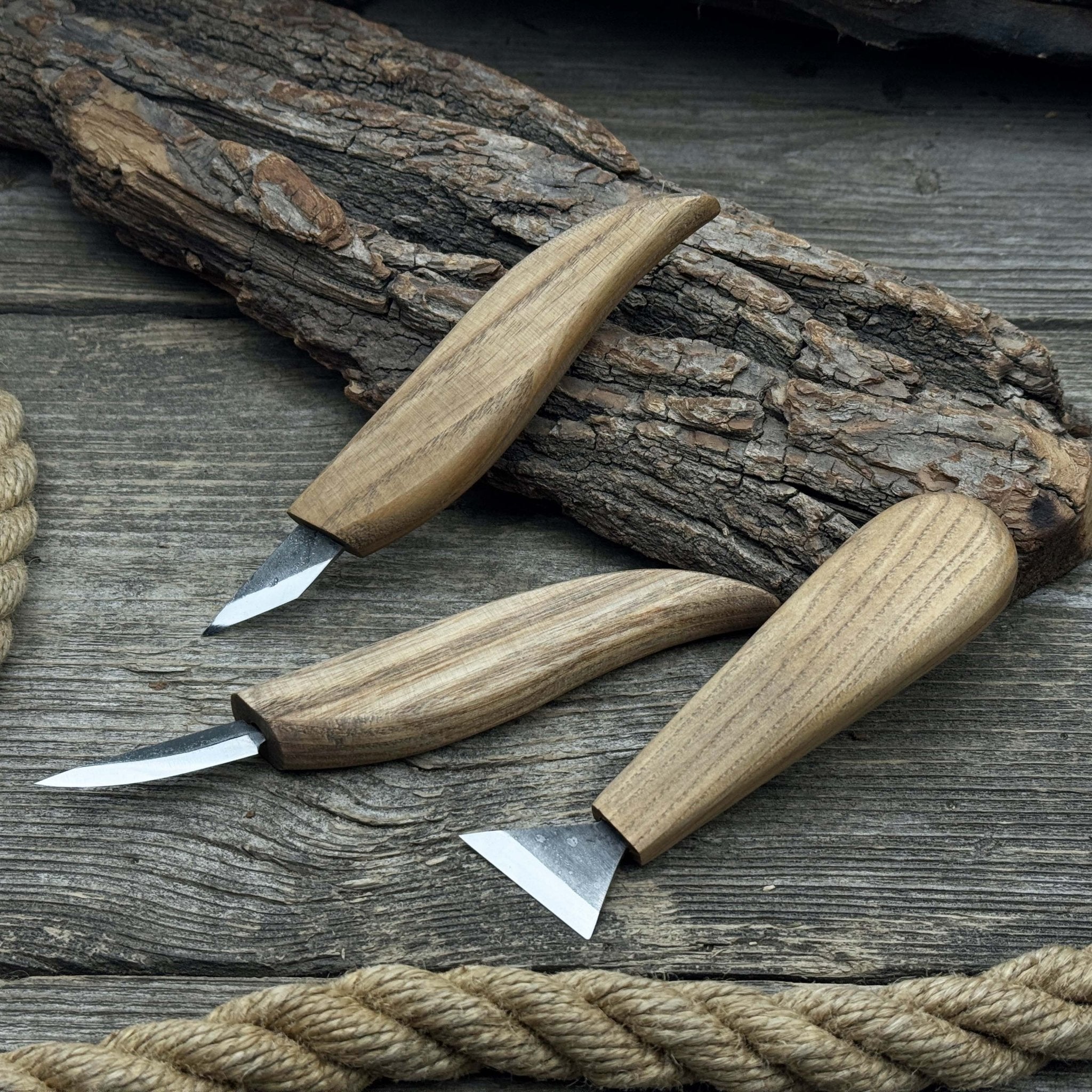 3-Piece Wood Carving Knife Set with hand-forged blades and ash wood handles