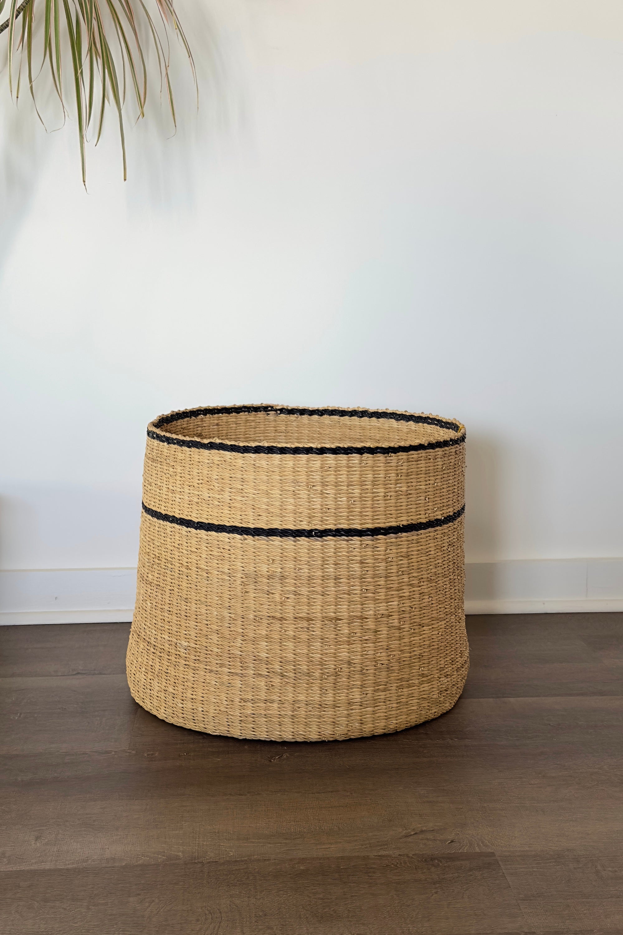 Simple Stripe by Mbare Ltd - product image 4 for Resin Society