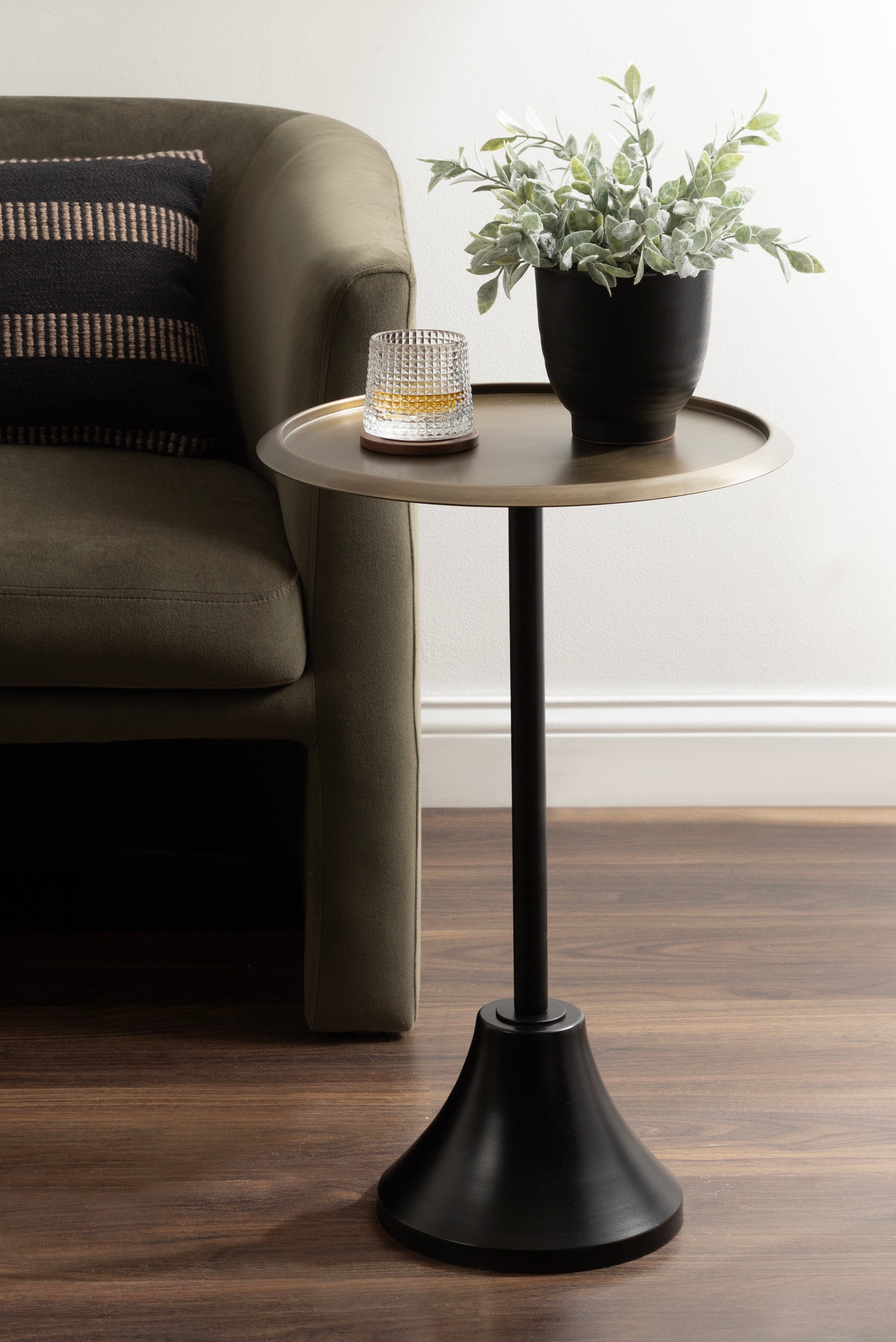 Sanzo Metal Side Table