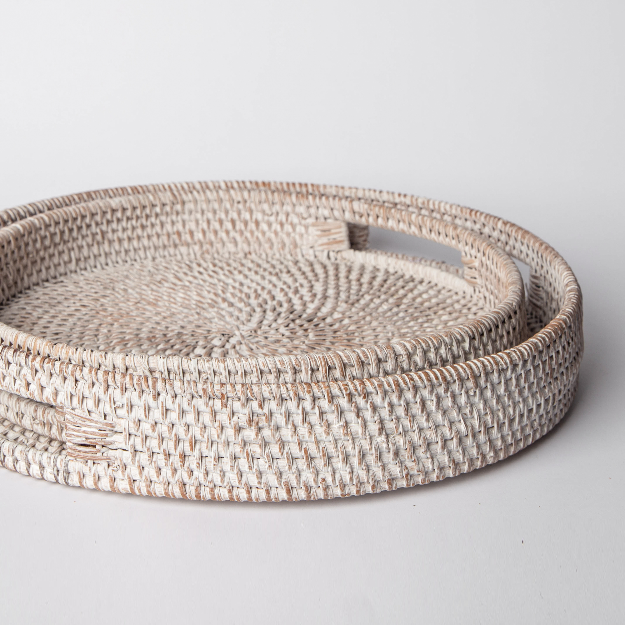404 Round Rattan Tray — Decorative White Woven Tray by Porto Boutique - product image 4 for Resin Society