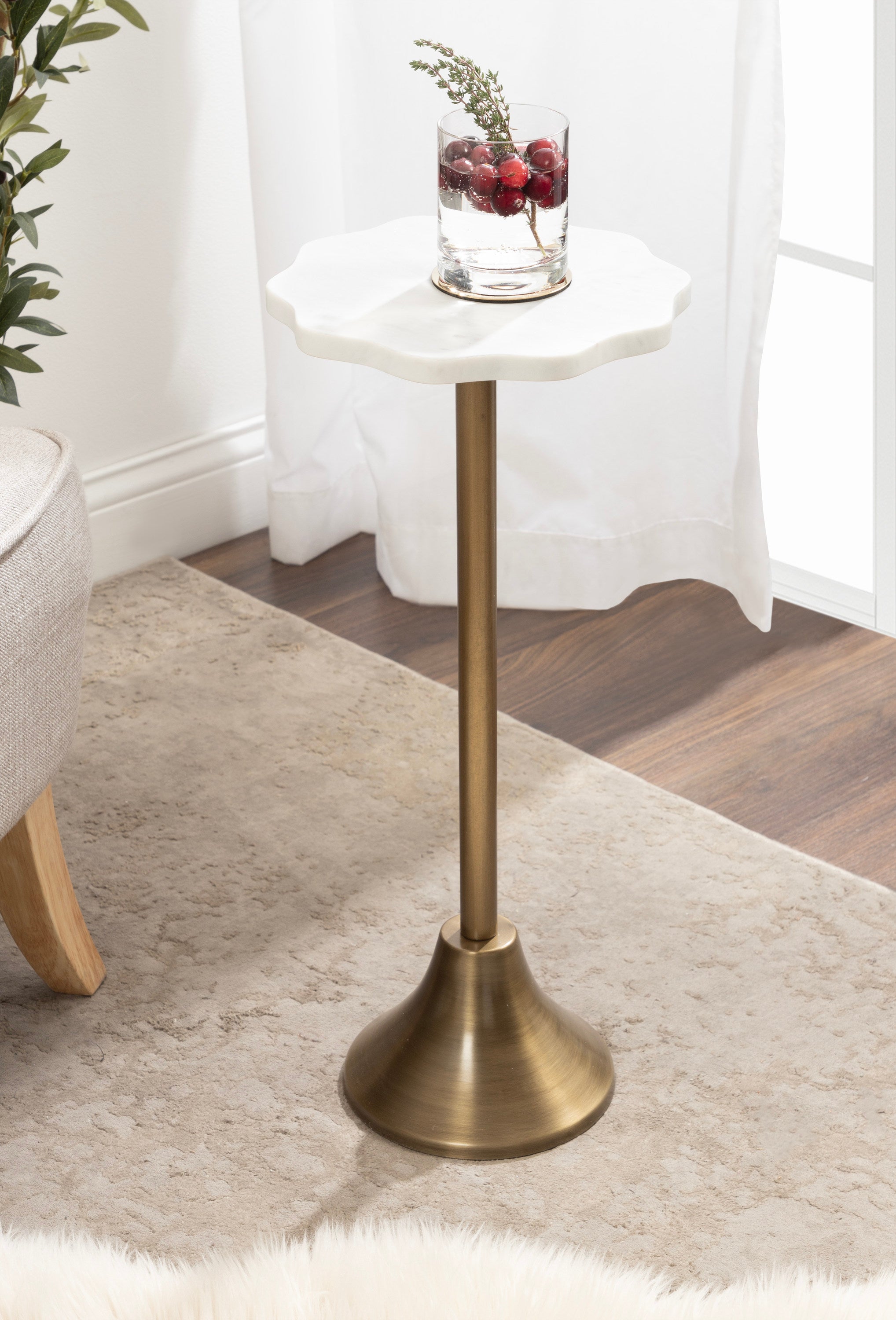 Sanzo Scalloped Marble and Metal Table