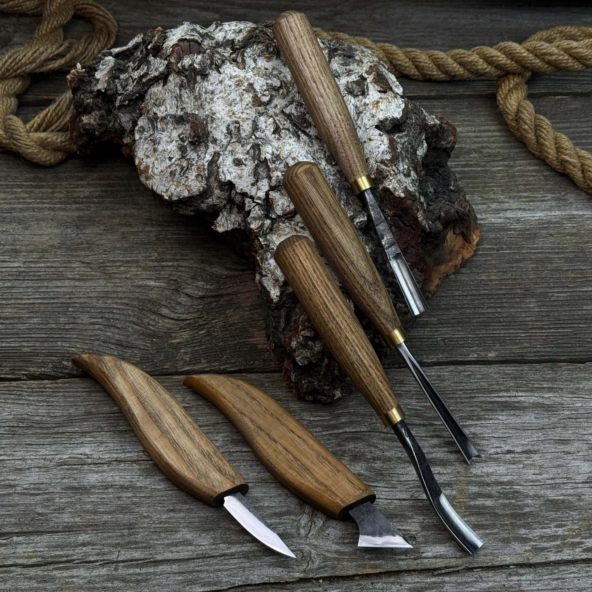5-Piece Detail Wood Carving Set with ash wood handles and high-carbon steel blades