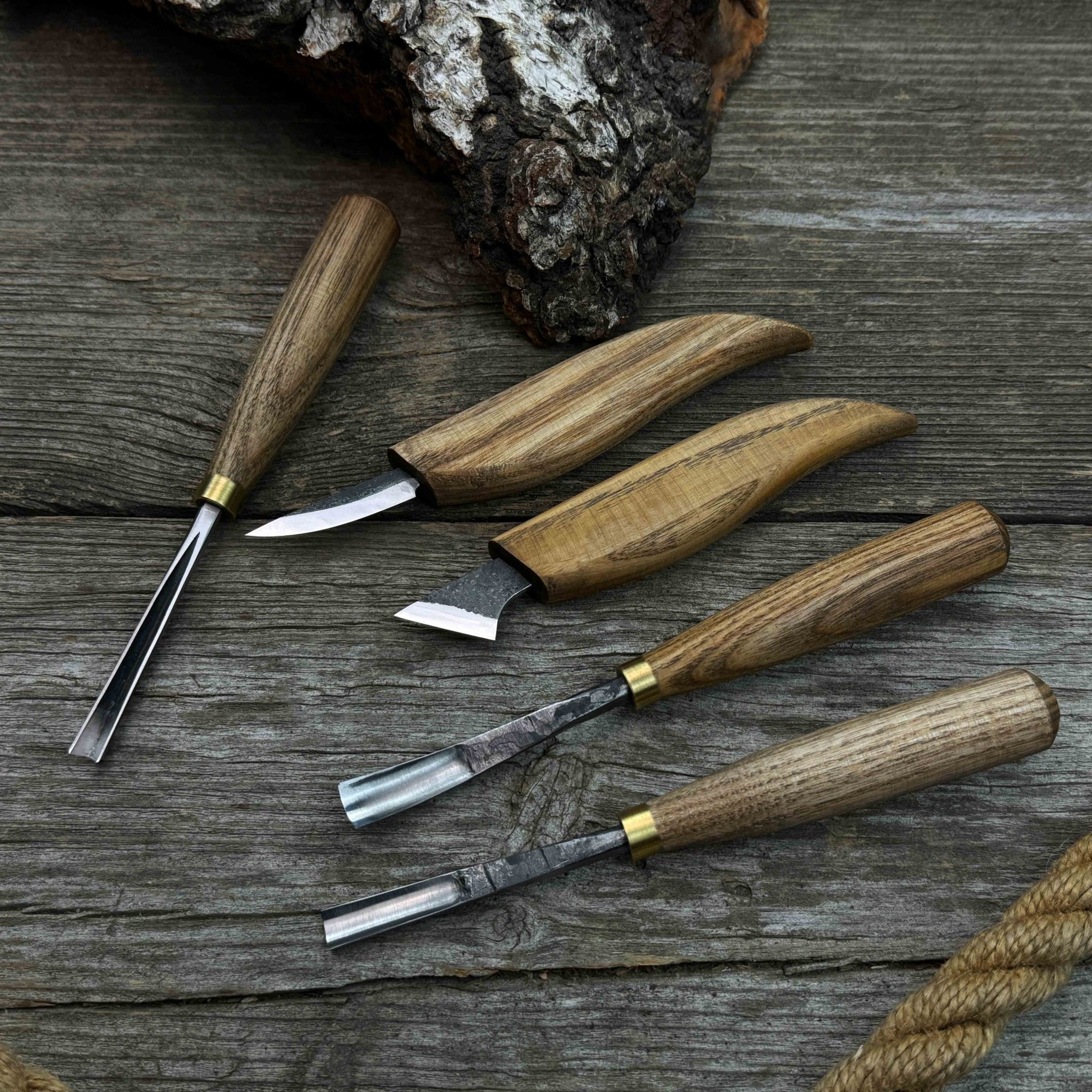 5-Piece Detail Wood Carving Set with ash wood handles and high-carbon steel blades