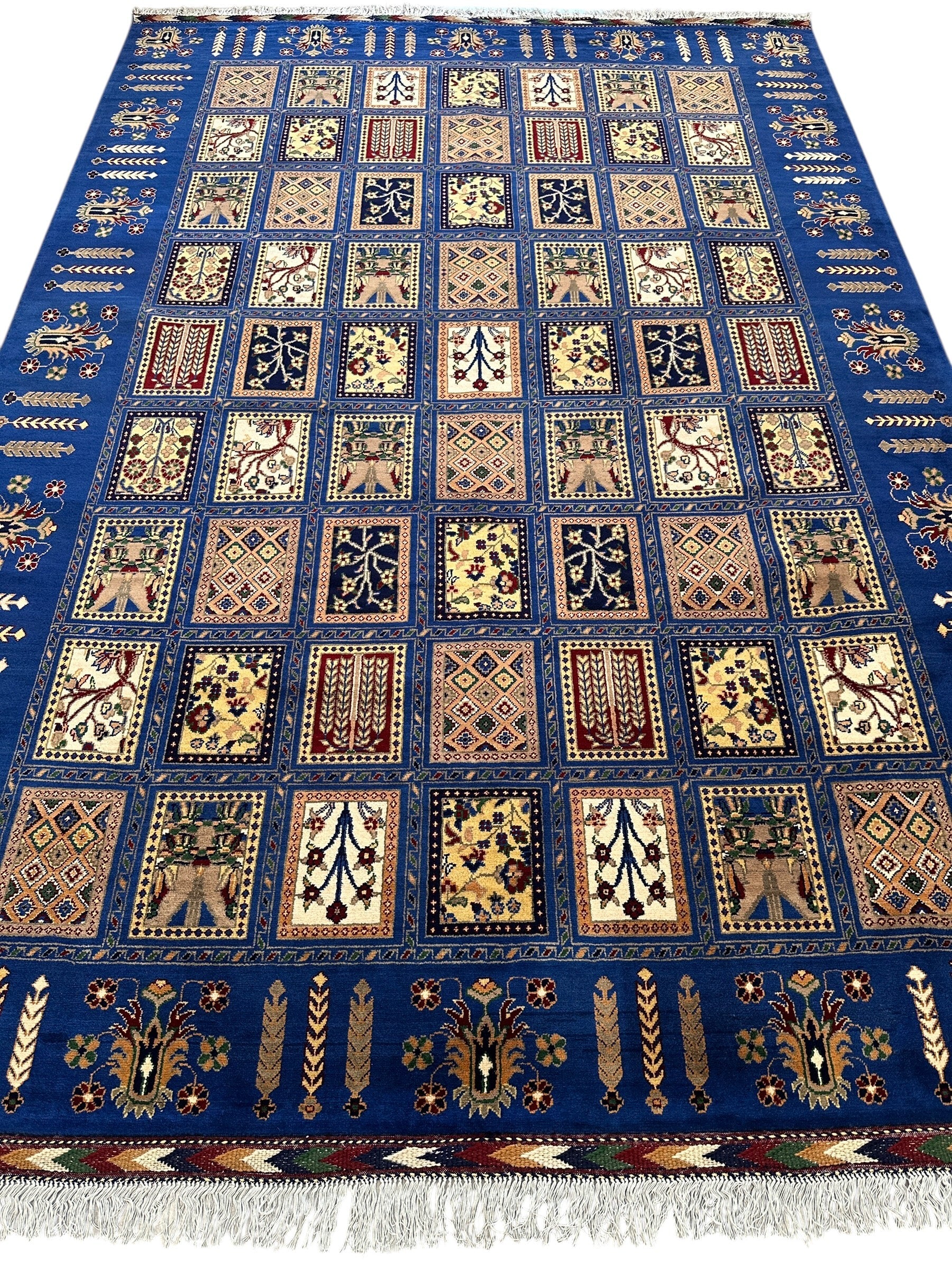 6'9″ x 10' Hand-Knotted Afghani Bakhtiari Wool Rug – Persian Garden by Rugistan - product image 3 for Resin Society