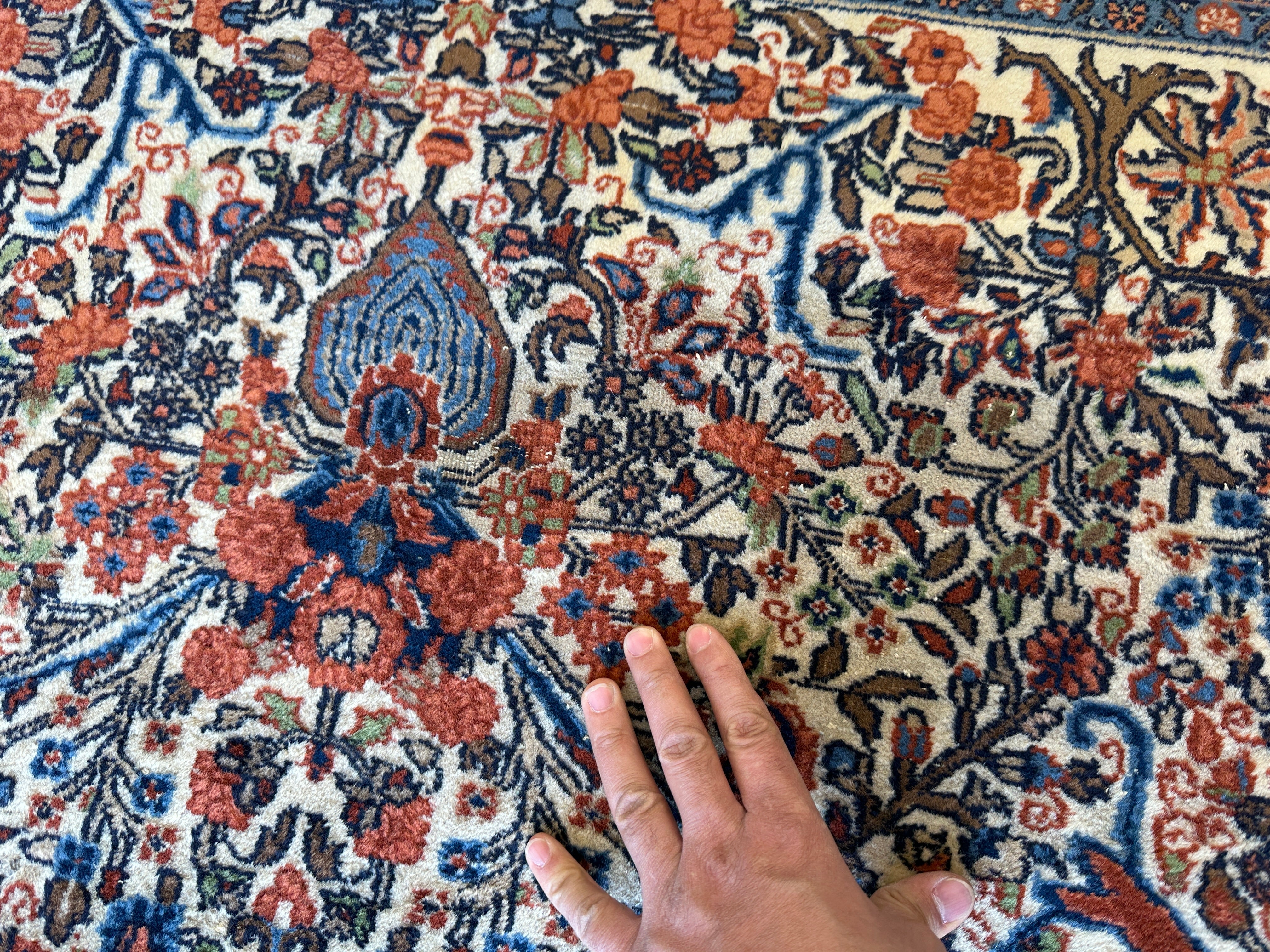 Vintage Persian Sarouk Wool Rug – 4’4” x 6’6” – Hand-Knotted Floral by Rugistan - product image 6 for Resin Society