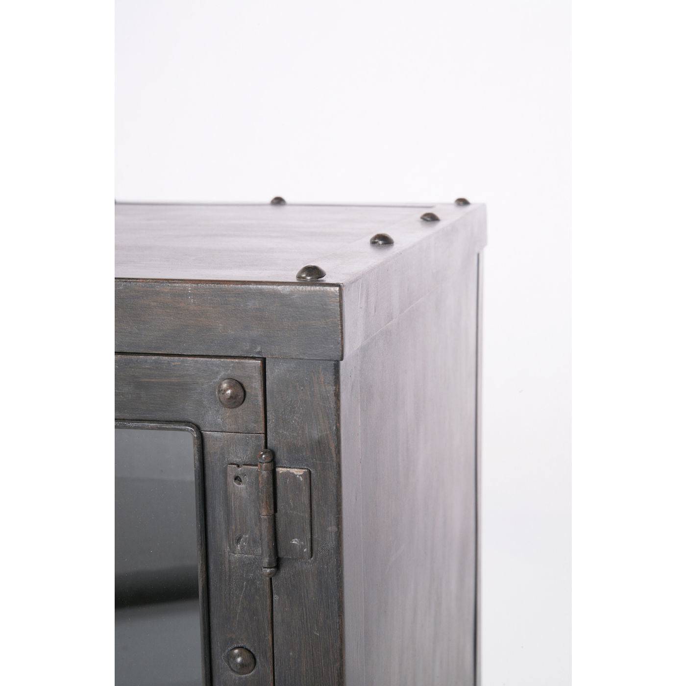 Lowboard Factory Metal