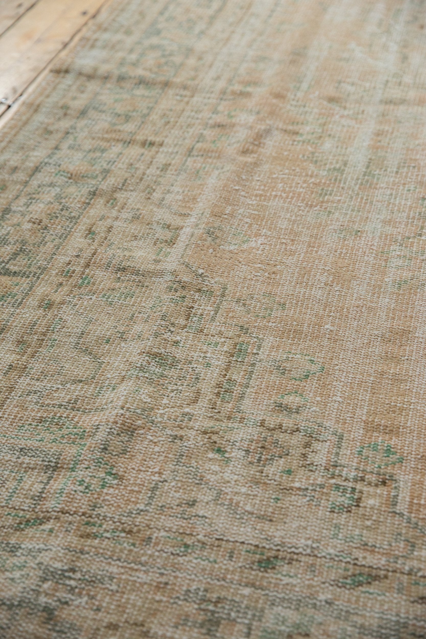 6x9.5 Vintage Distressed Oushak Carpet