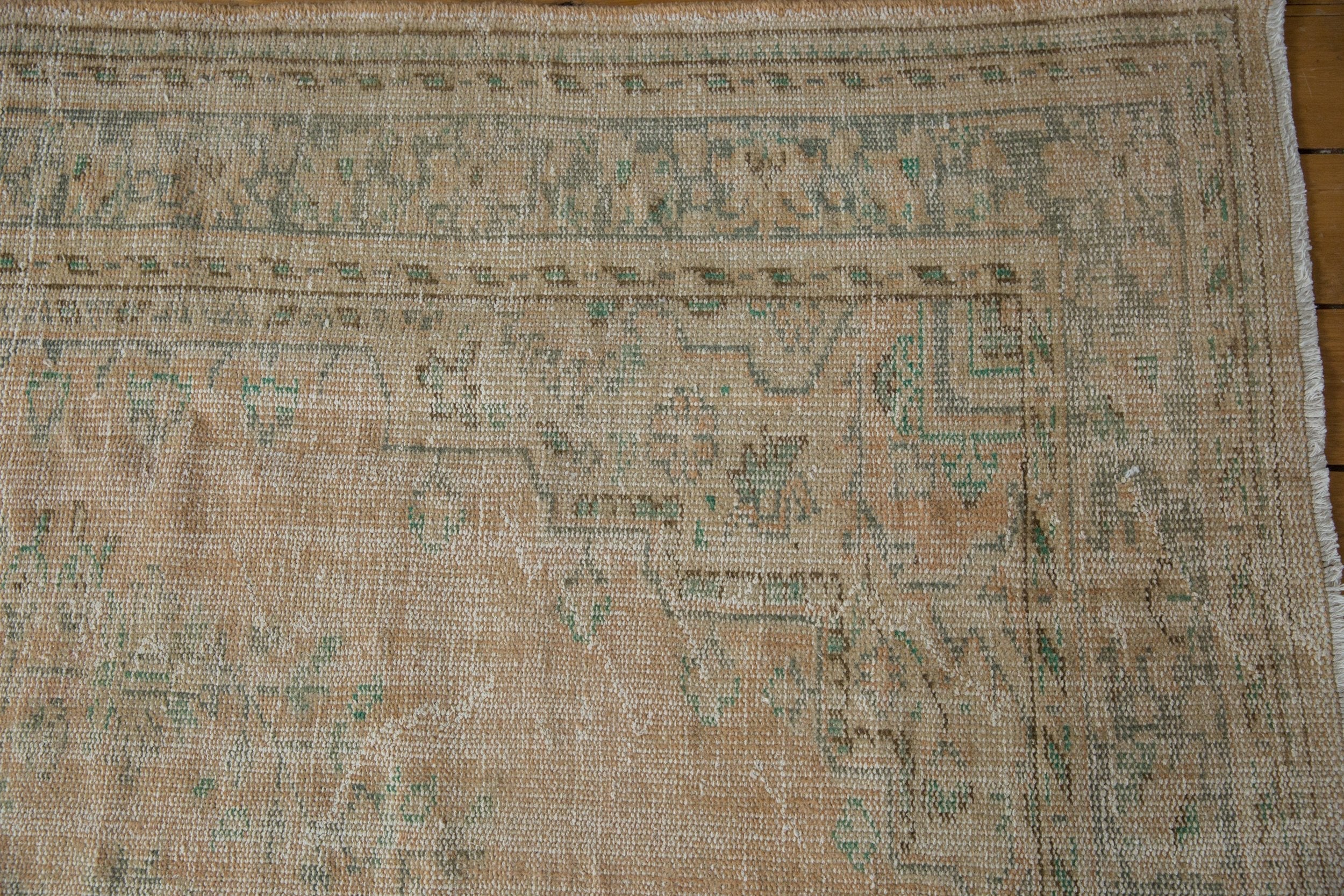 6x9.5 Vintage Distressed Oushak Carpet