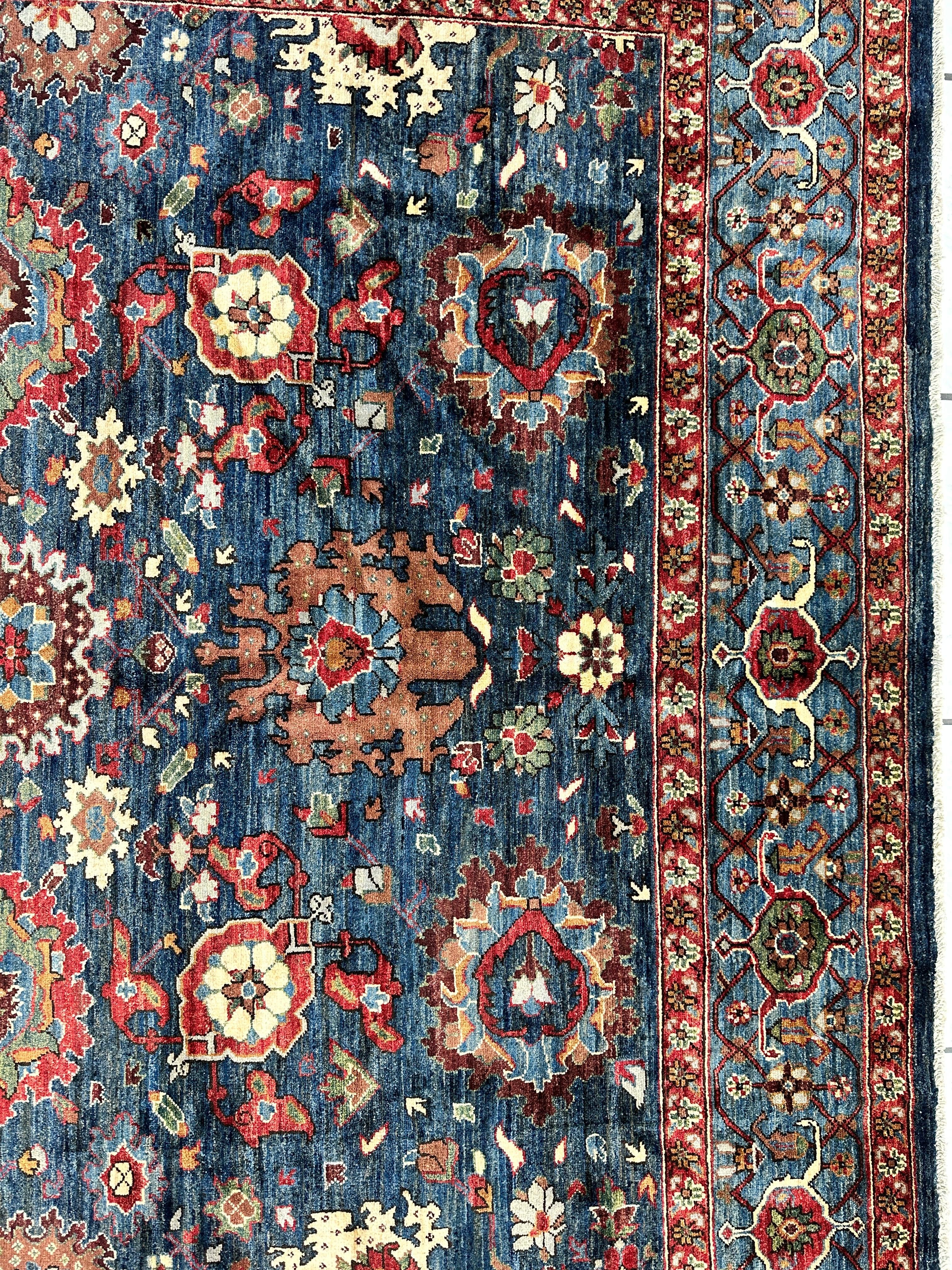 Trasitional Serapi Ghazni Wool Rug – 8' x 10’ – Intricate Floral Design by Rugistan - product image 10 for Resin Society