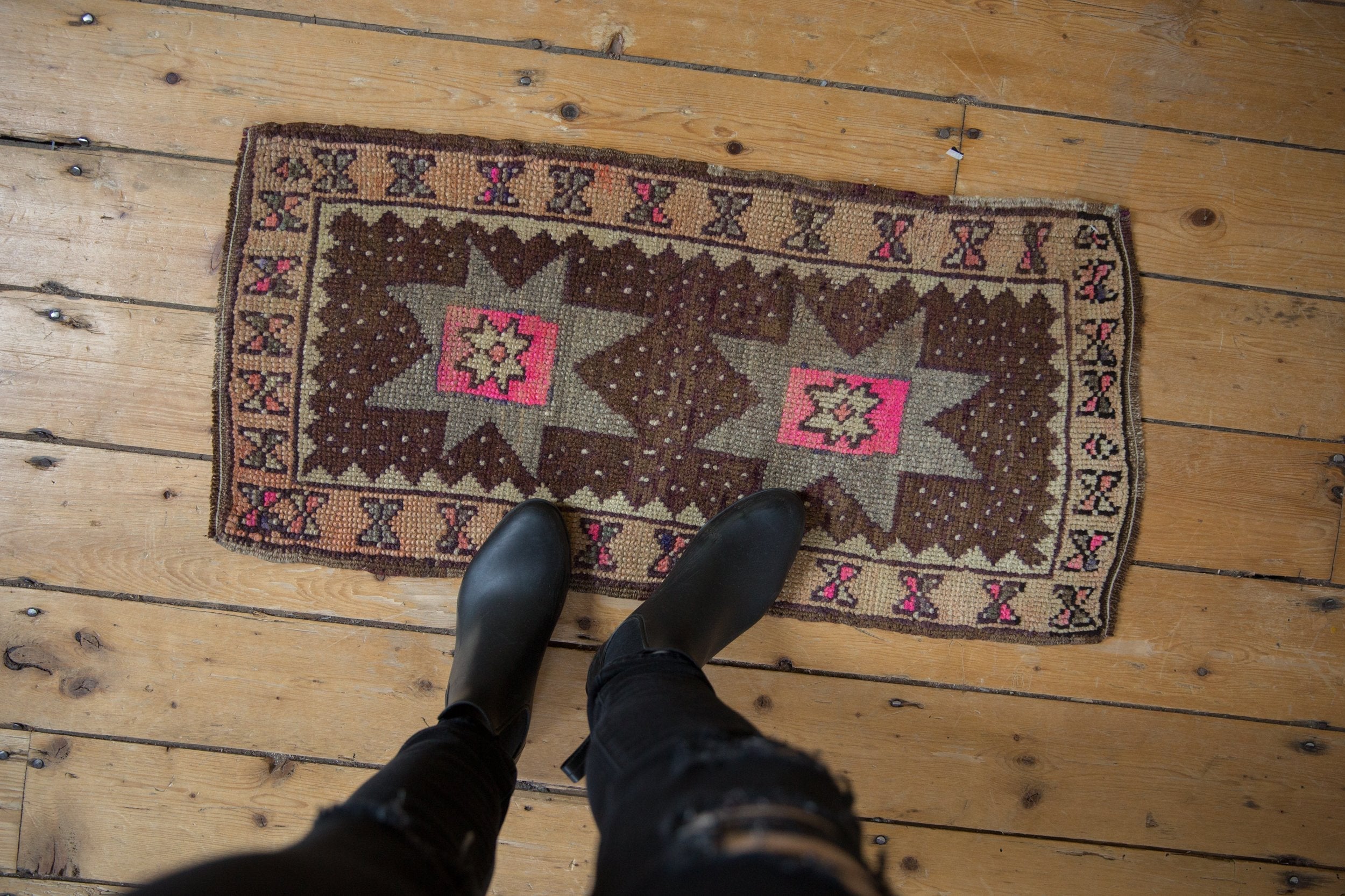 1.5x3 Vintage Distressed Oushak Rug Mat