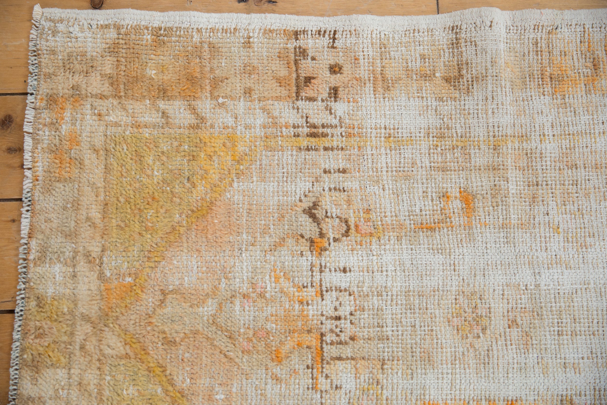 2.5x4 Vintage Distressed Oushak Rug