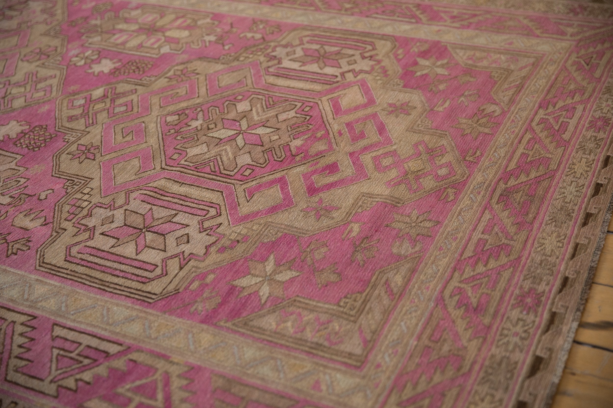 6x11 Vintage Distressed Soumac Carpet by Old New House® - product image 4 for Resin Society