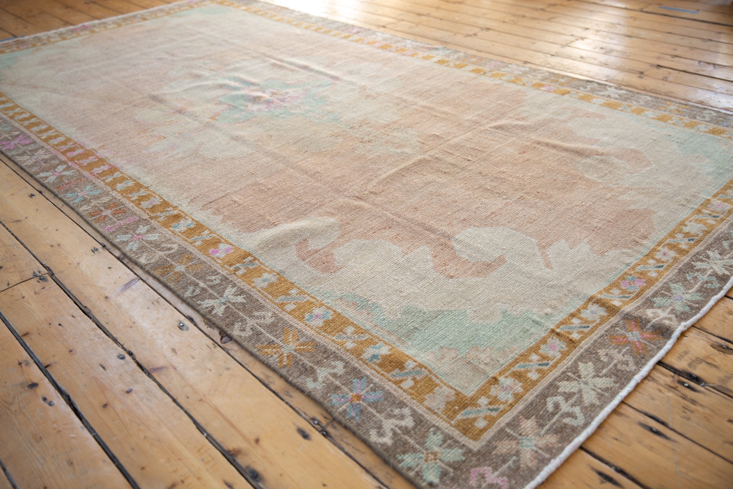 5.5x10.5 Vintage Distressed Kars Carpet by Old New House® - product image 4 for Resin Society